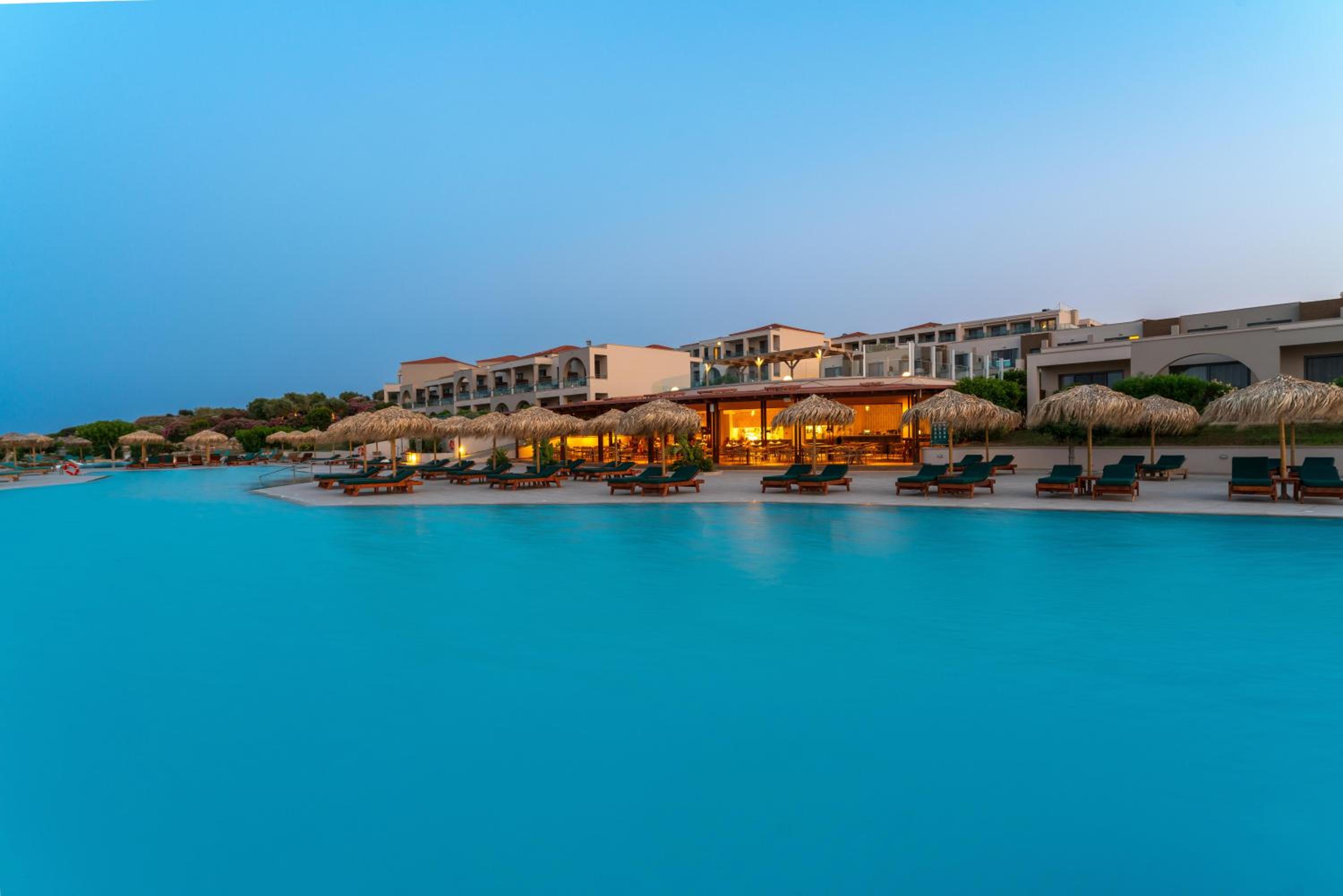 KRESTEN ROYAL Euphoria Resort