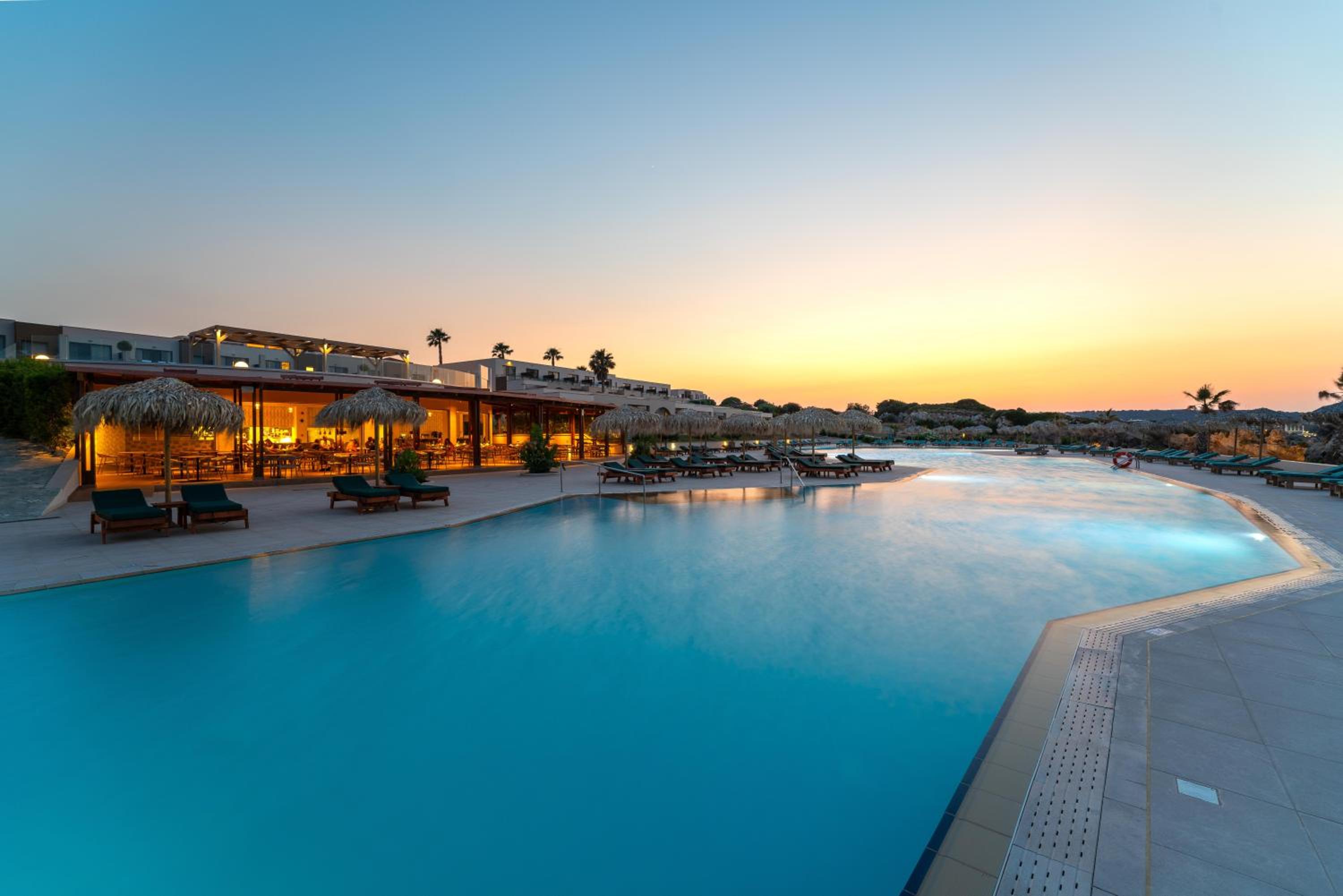 KRESTEN ROYAL Euphoria Resort