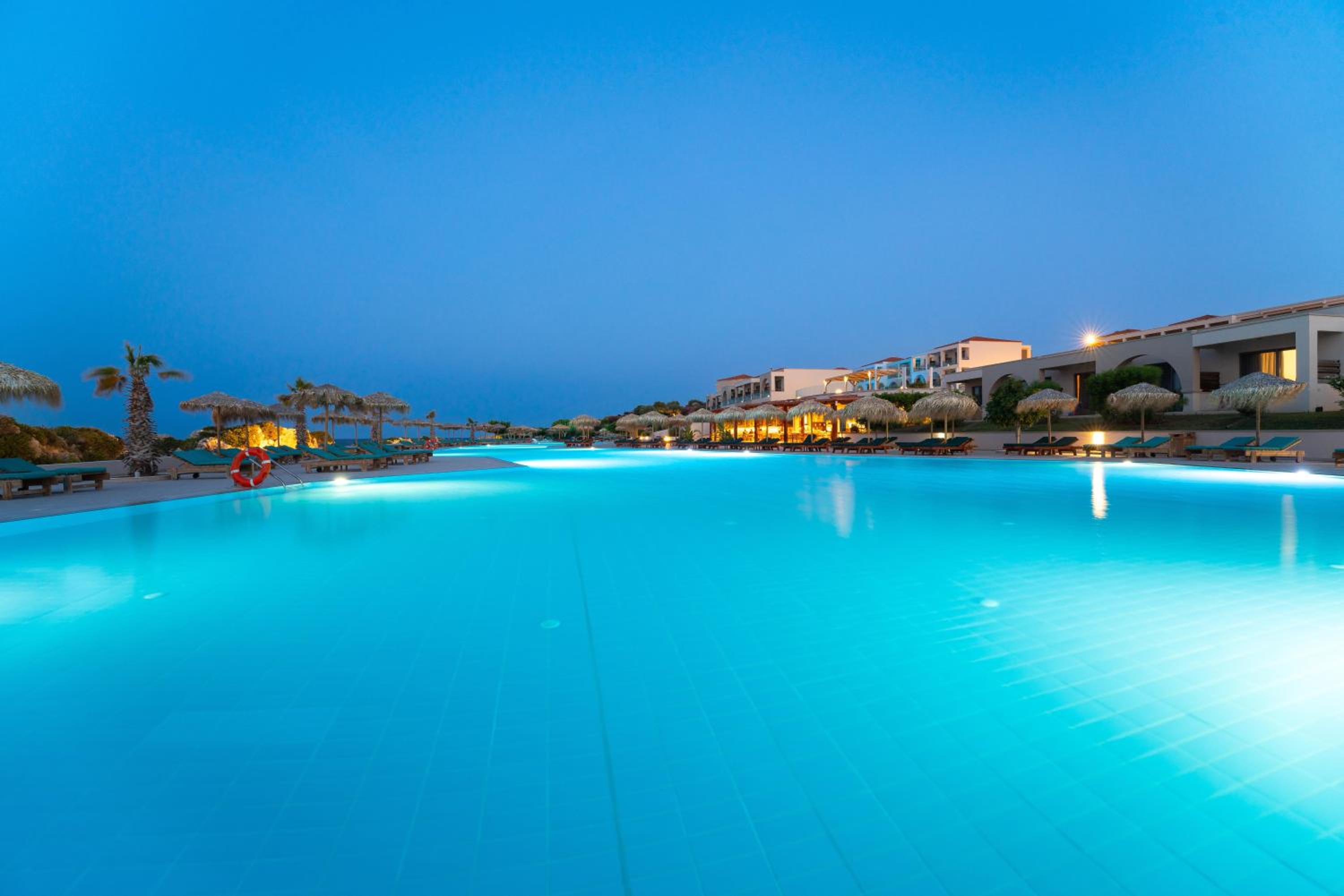 KRESTEN ROYAL Euphoria Resort