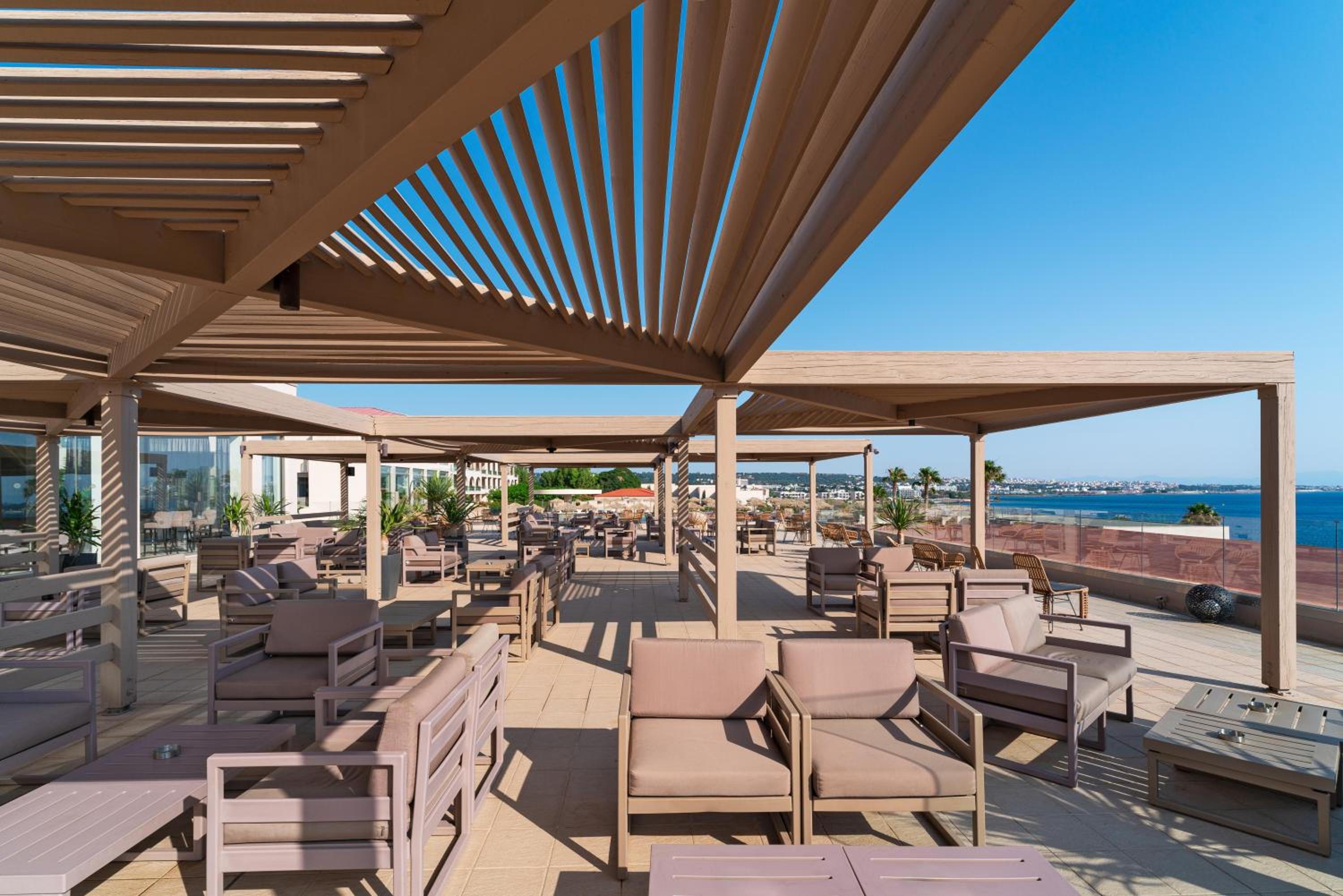 KRESTEN ROYAL Euphoria Resort