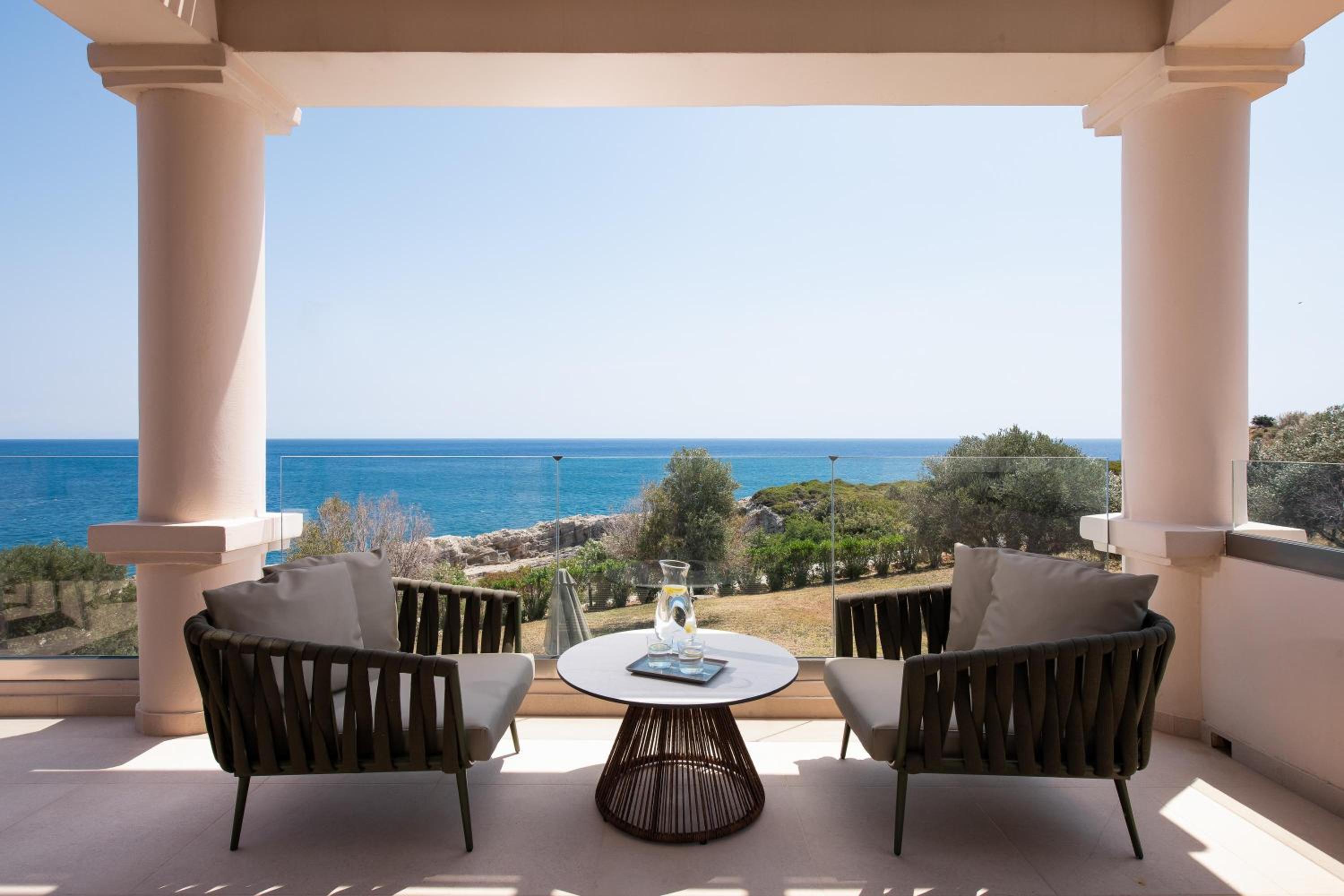 KRESTEN ROYAL Euphoria Resort