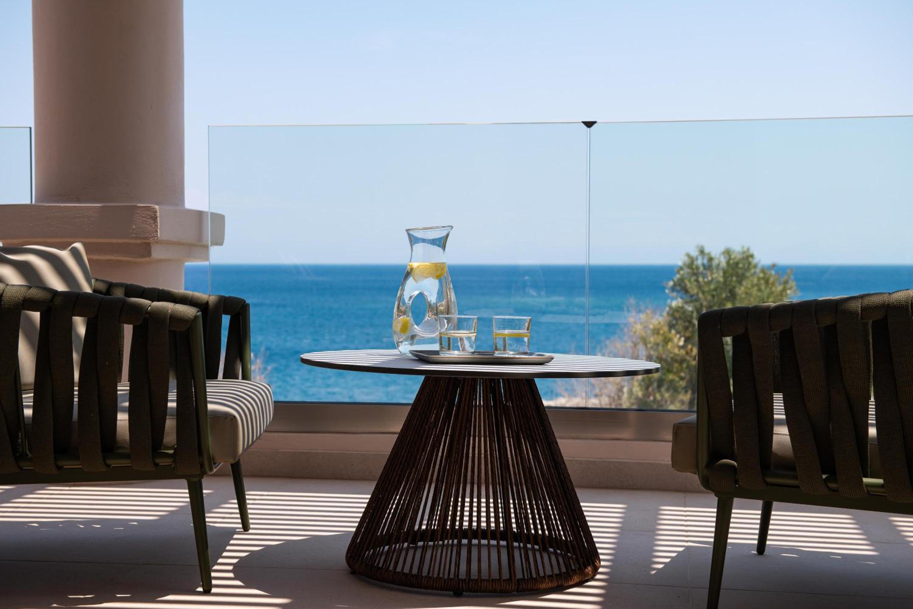 KRESTEN ROYAL Euphoria Resort