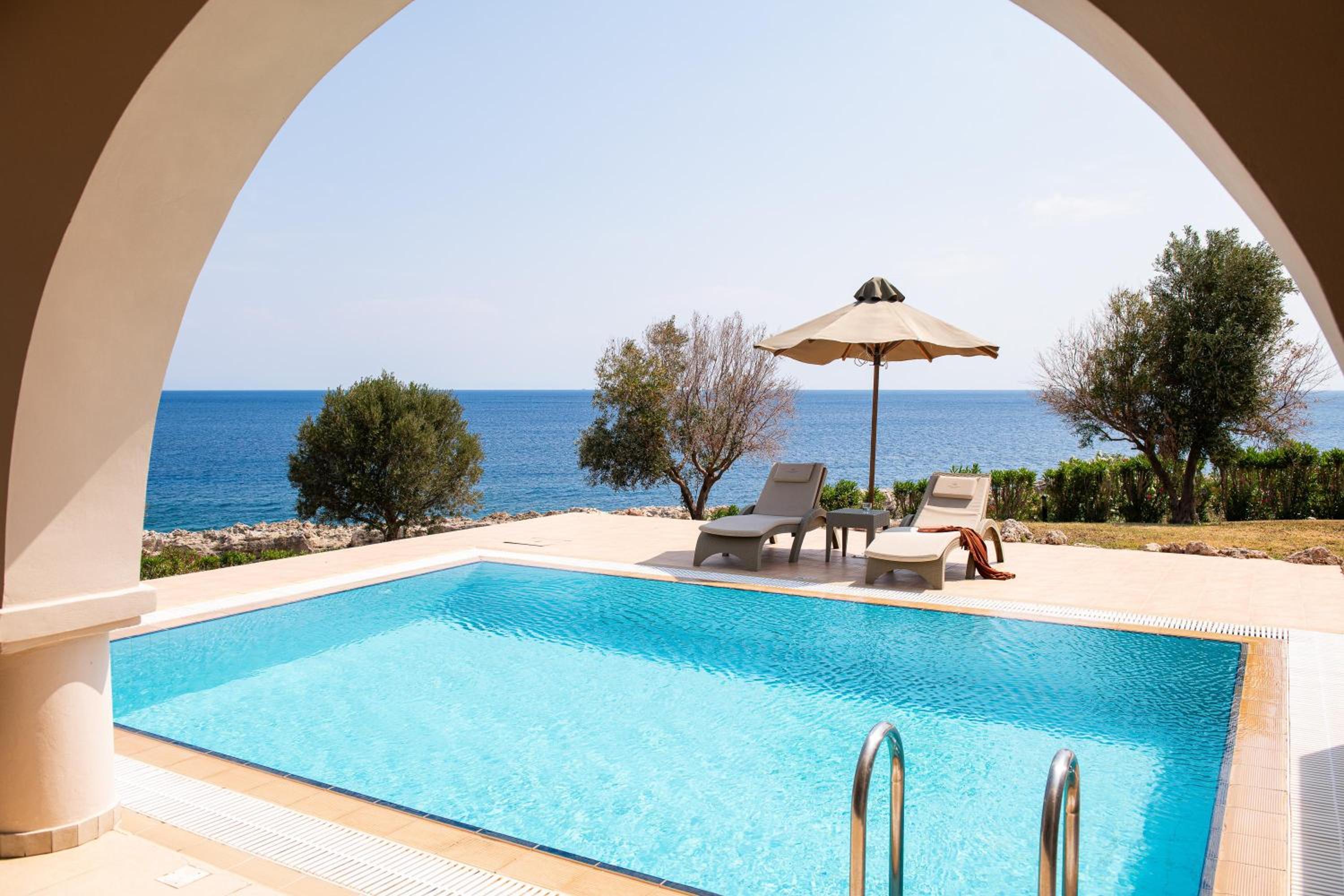 KRESTEN ROYAL Euphoria Resort