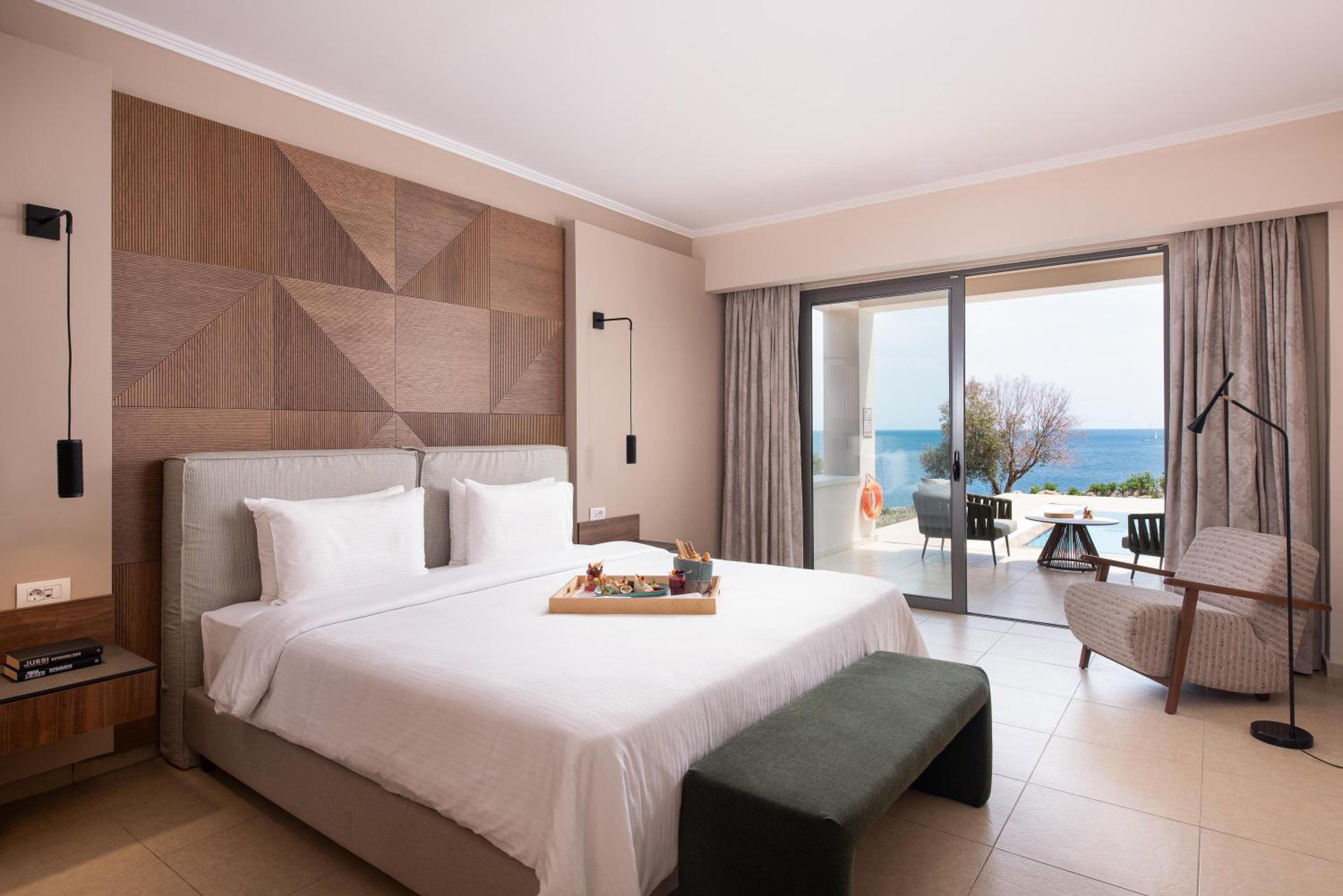 KRESTEN ROYAL Euphoria Resort