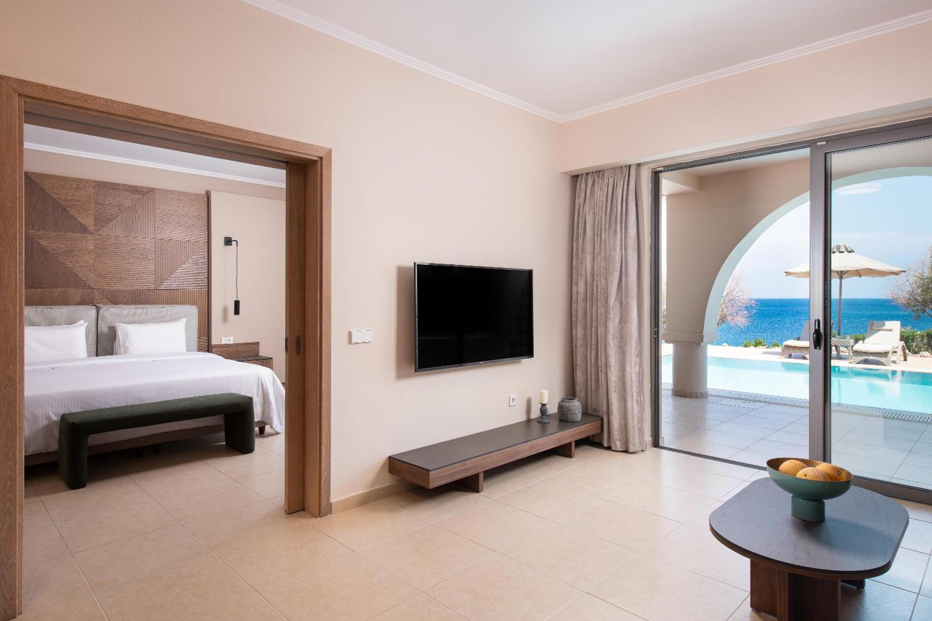 KRESTEN ROYAL Euphoria Resort