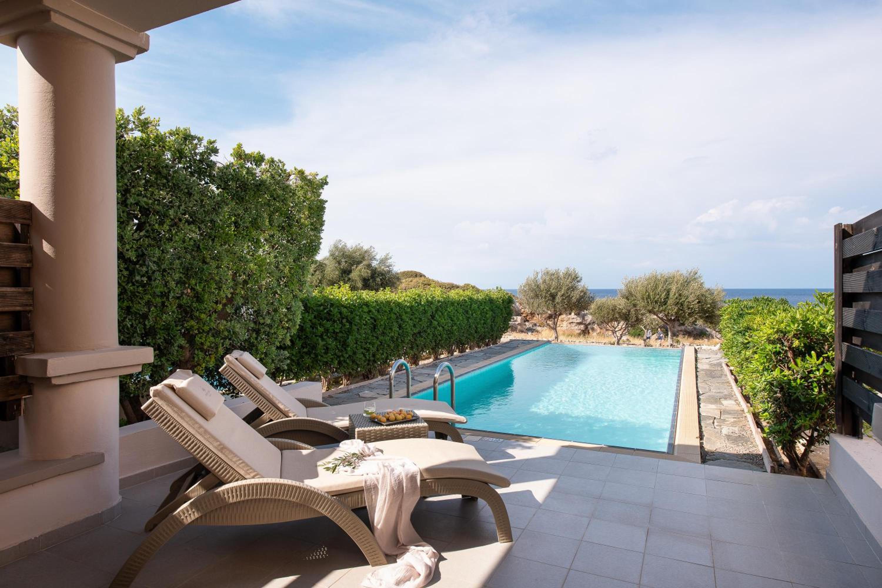 KRESTEN ROYAL Euphoria Resort