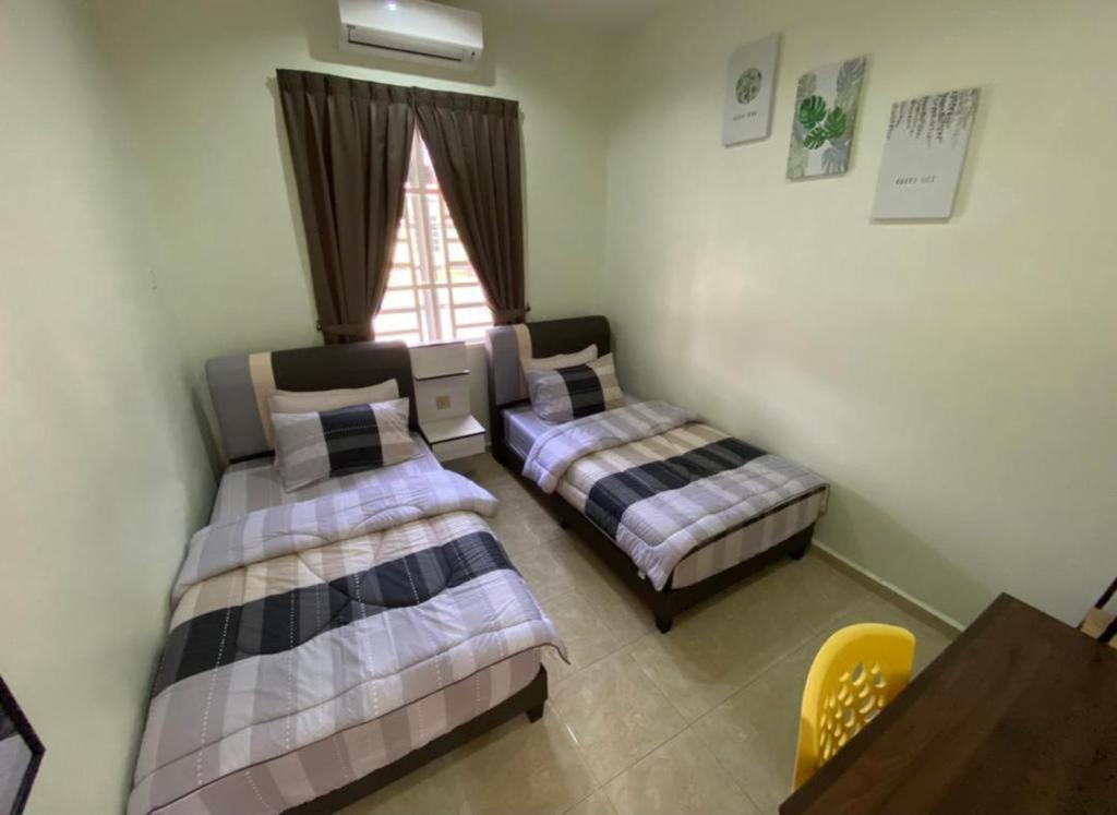 D Iris Homestay Melaka di Semabok photo 7