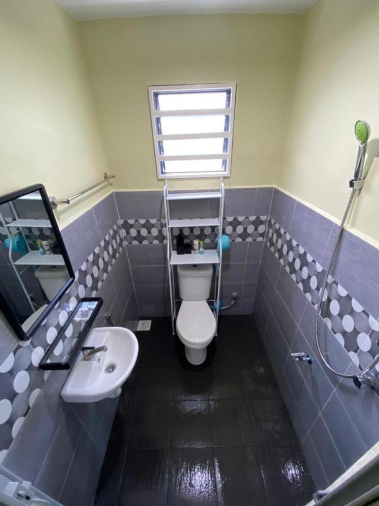 D Iris Homestay Melaka di Semabok photo 5