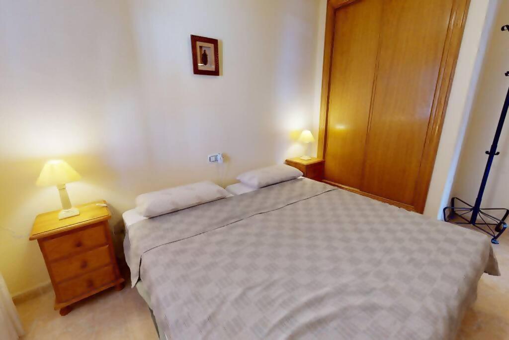 Immaculate bungalow with amazing sea views