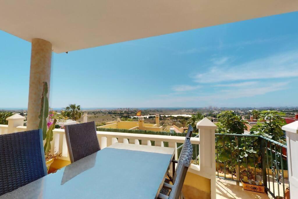 Immaculate bungalow with amazing sea views