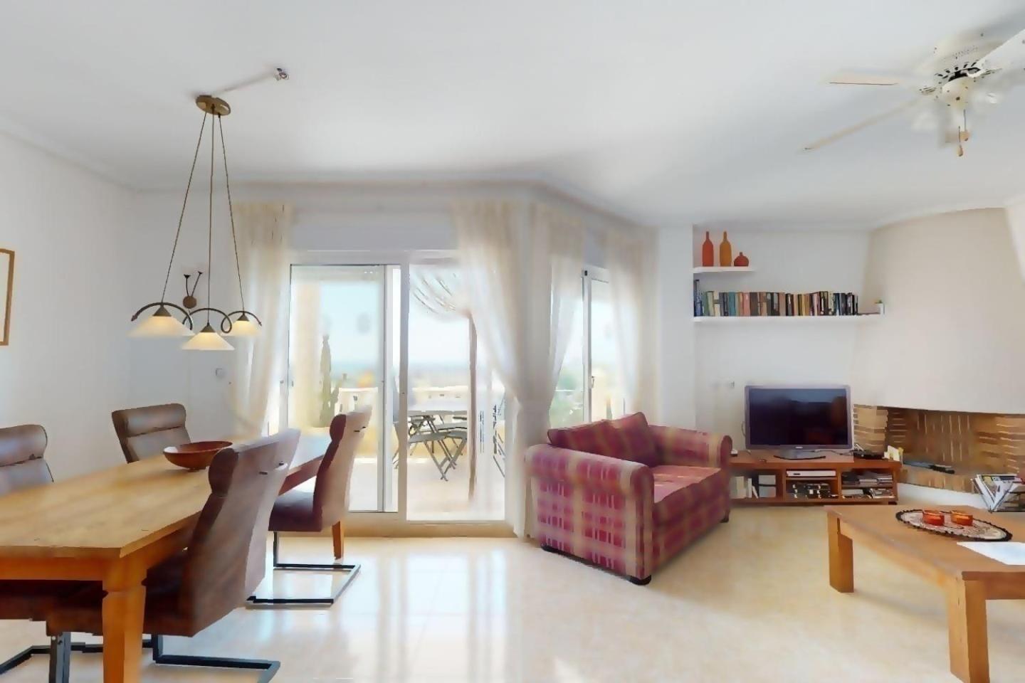 Immaculate bungalow with amazing sea views