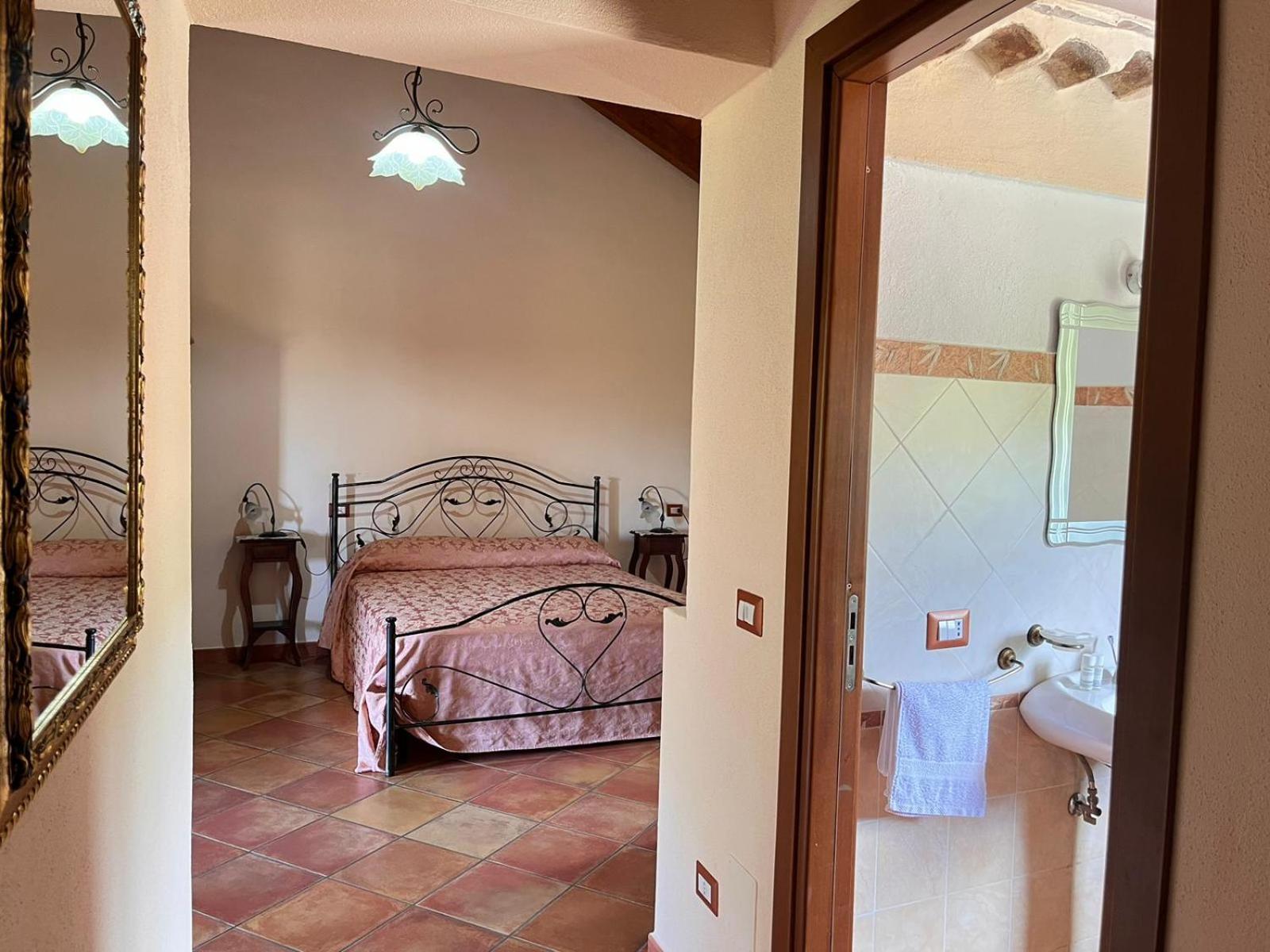 Country House B&B Antica Dimora Del Sole view 5