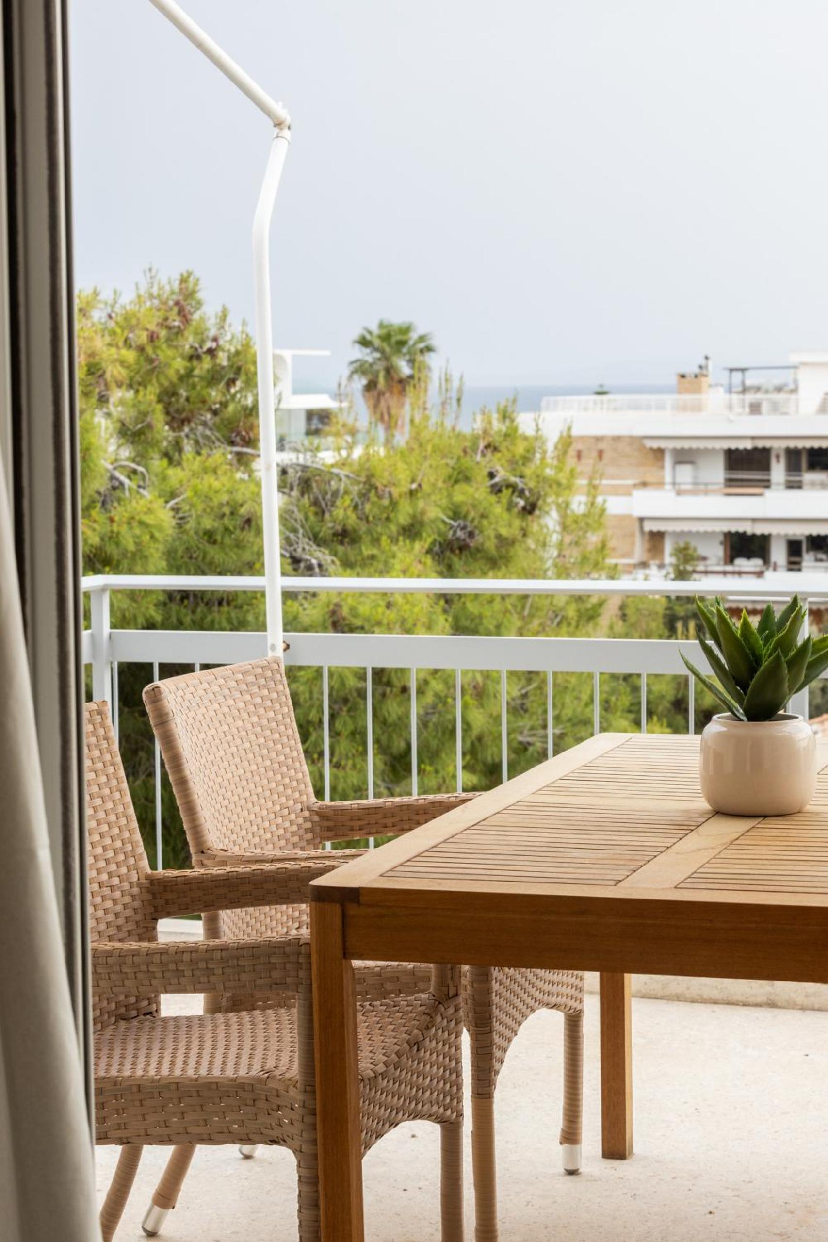 Luxury Beachfront Suite in Voula Premium 2-Bedroom Stay