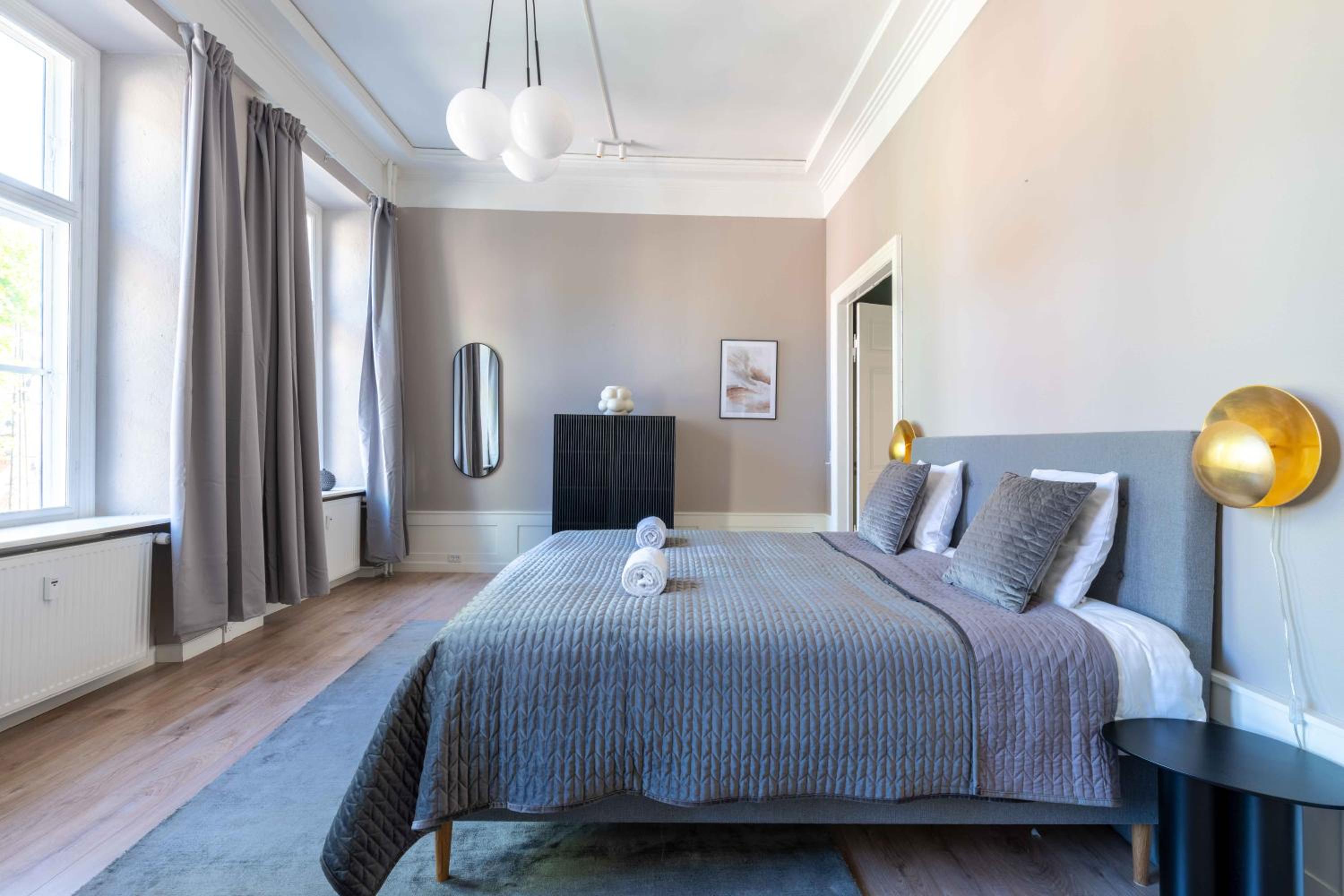 Deluxe Apartment at Perfect Location