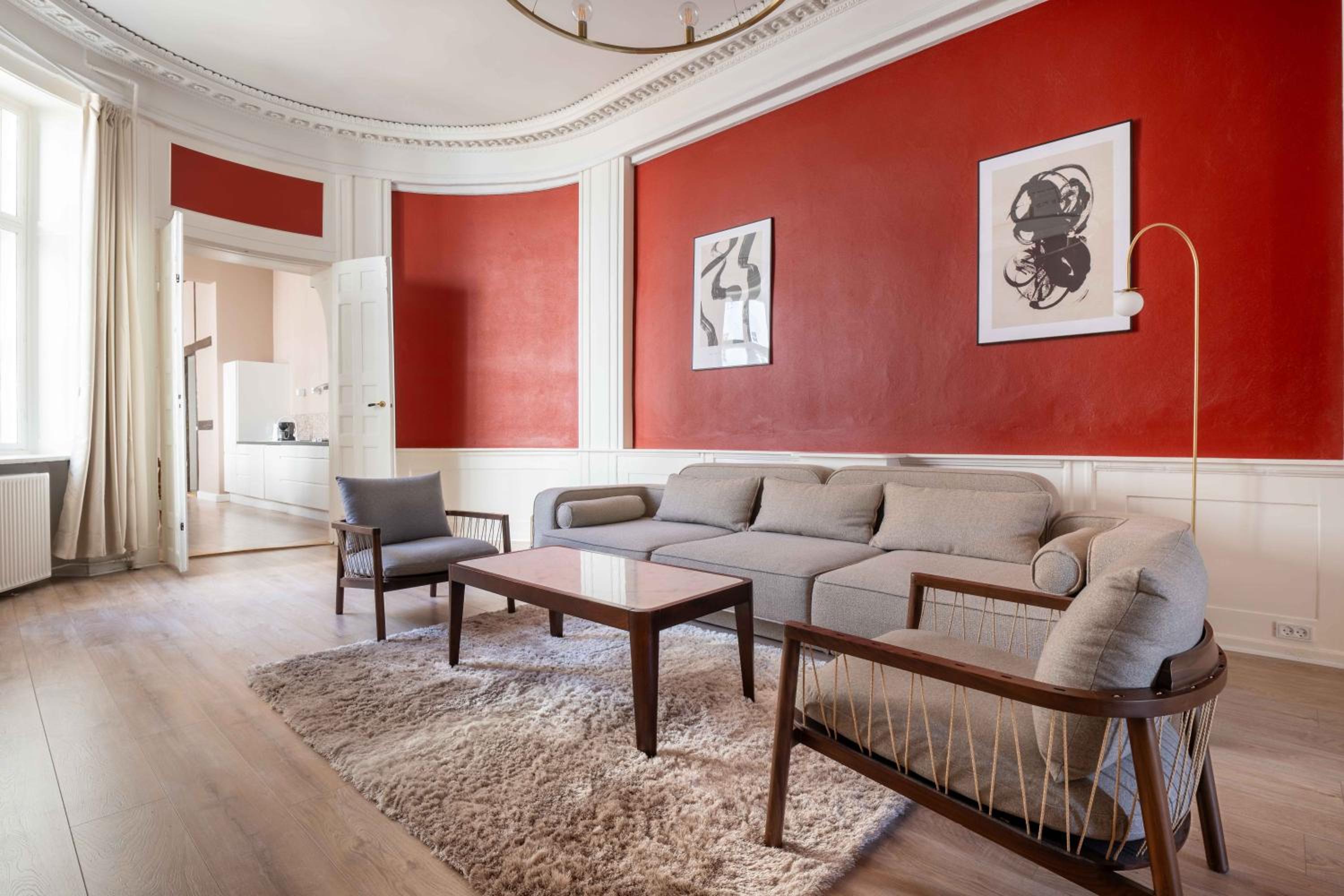 Deluxe Apartment at Perfect Location