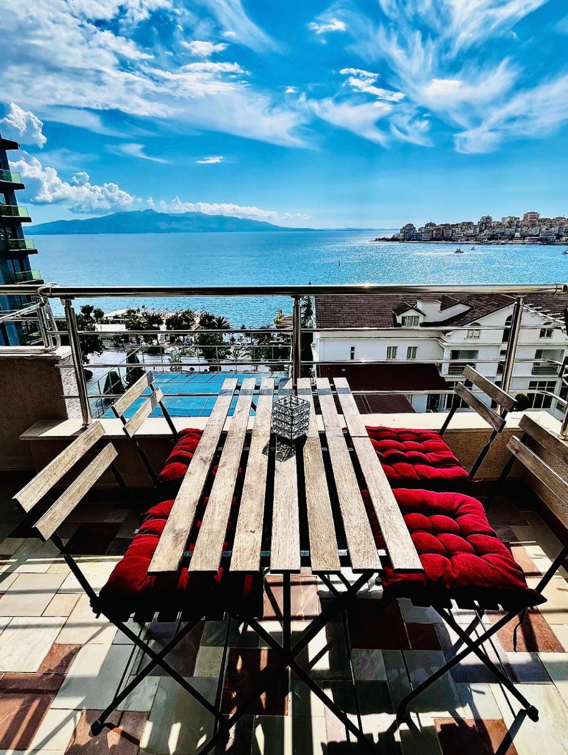 Apartment HYGGE Seaside with full sea view