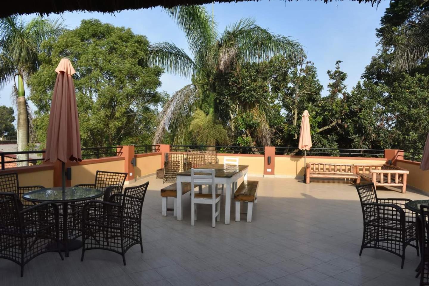 Secrets Guest House Entebbe