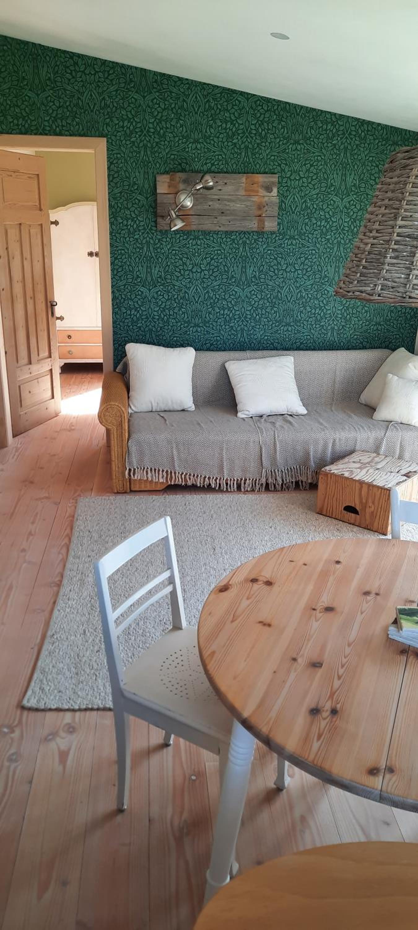 ländlicher öko-flair im Strohhaus