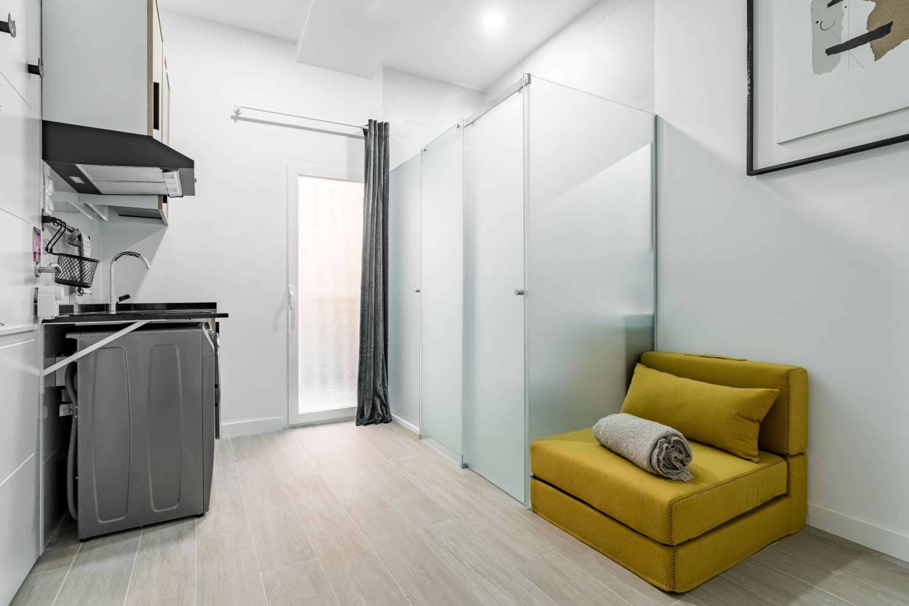 Sol Apartment III - En el centro de Madrid