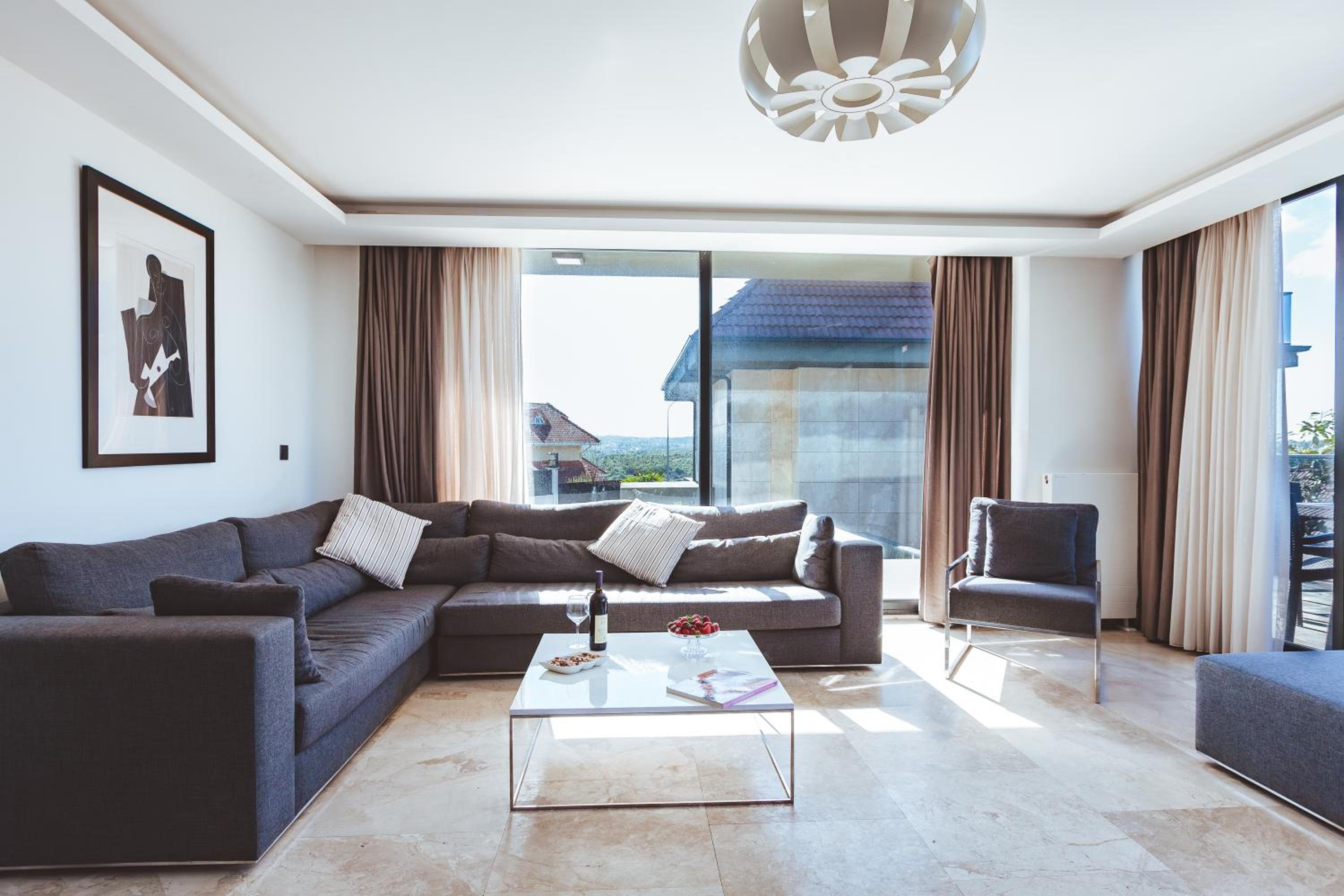 Royal Blue Istanbul - Luxury Villas
