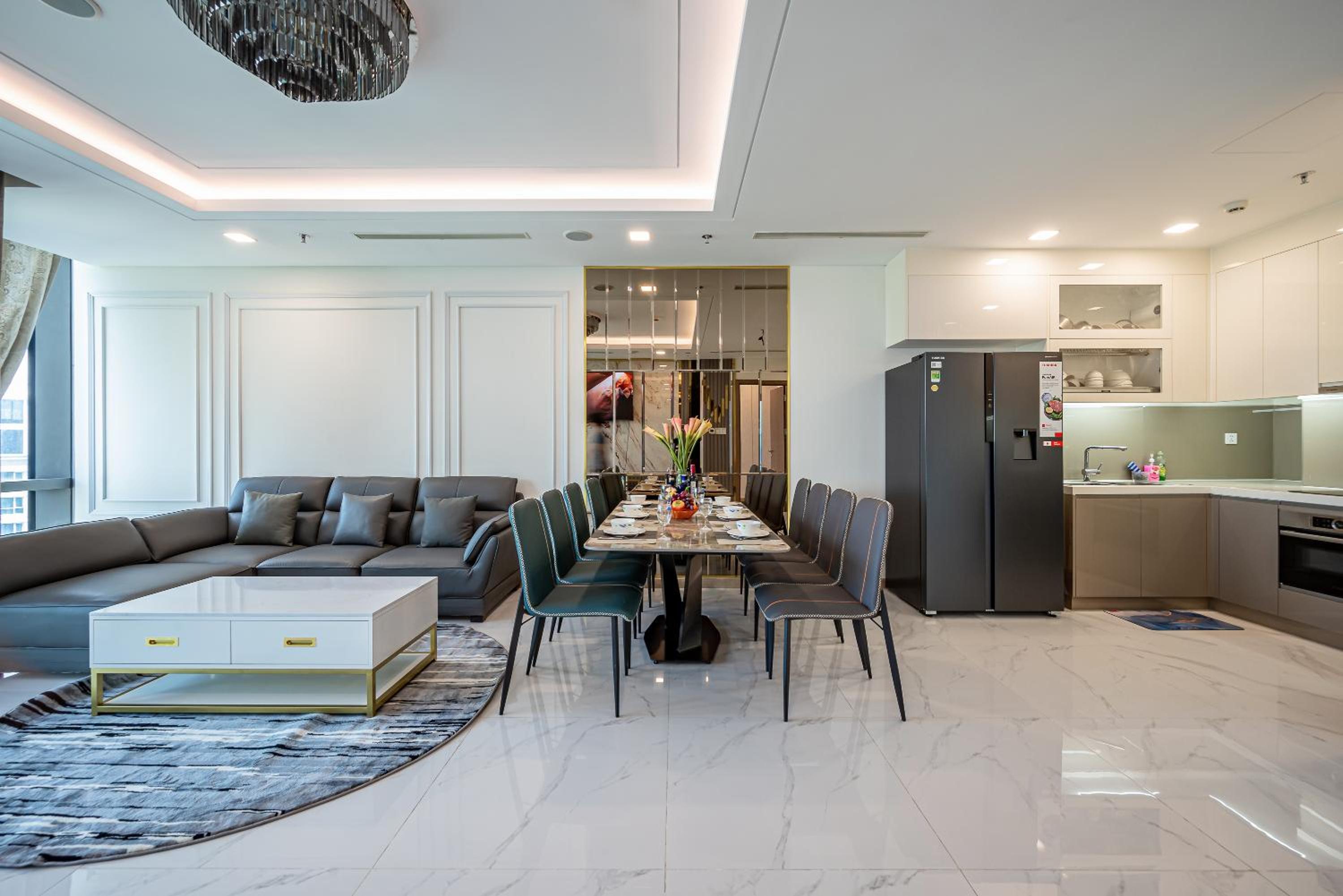 LANDMARK 81 Condotel Garden Bay