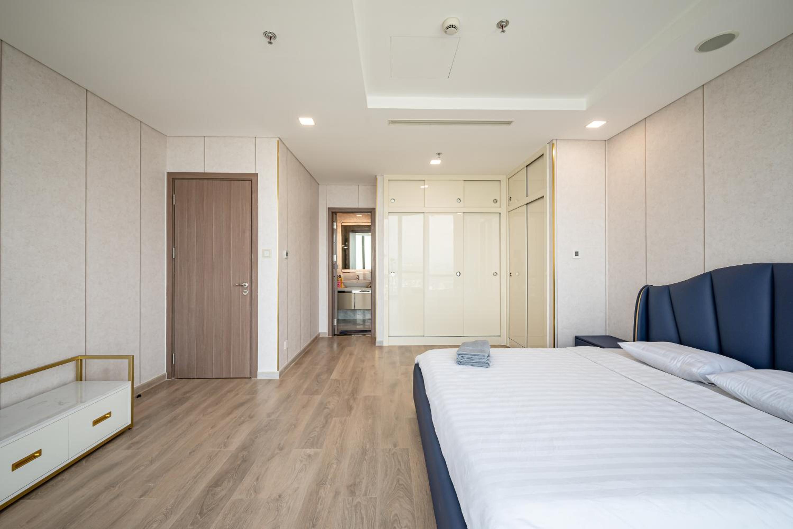 LANDMARK 81 Condotel Garden Bay