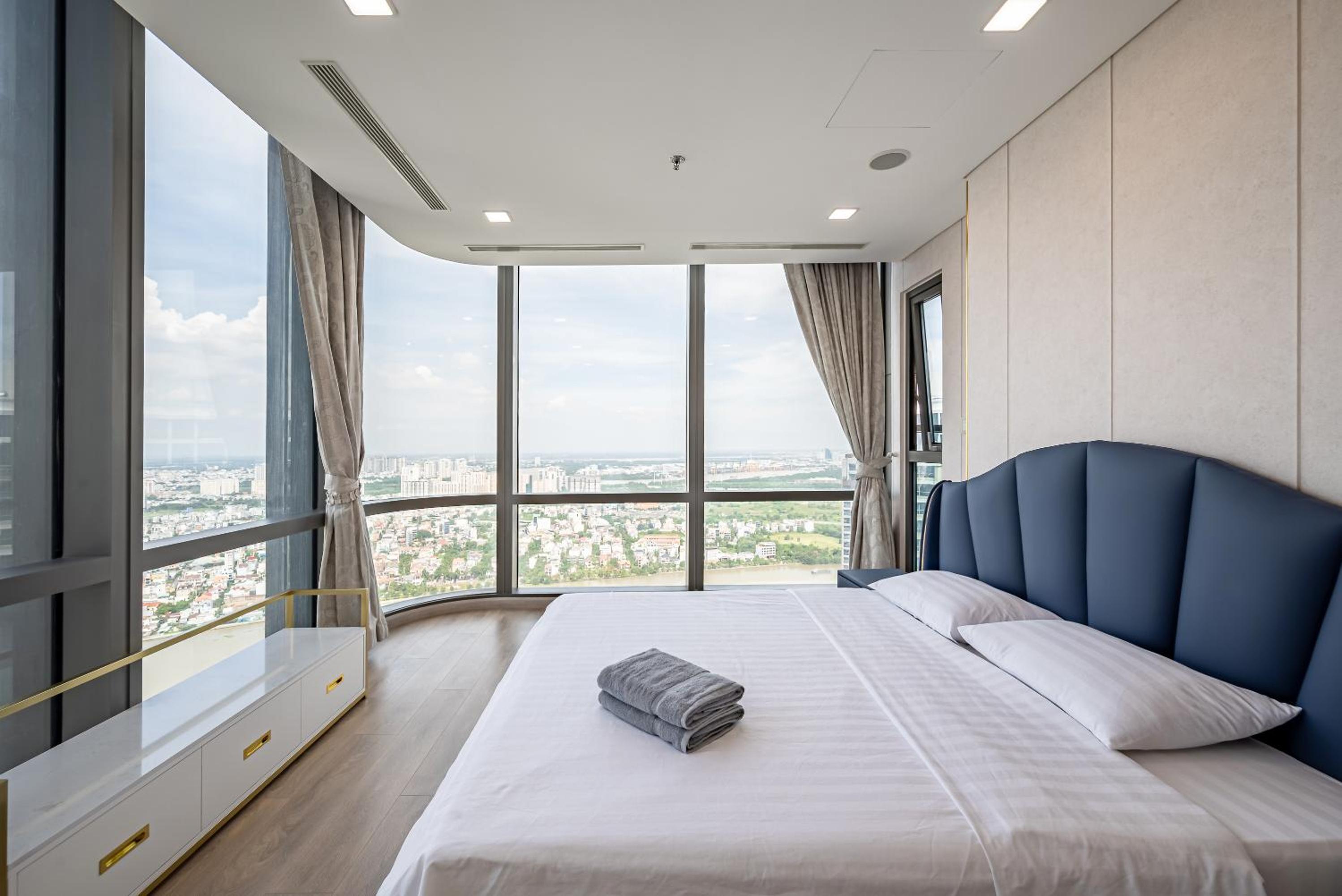 LANDMARK 81 Condotel Garden Bay
