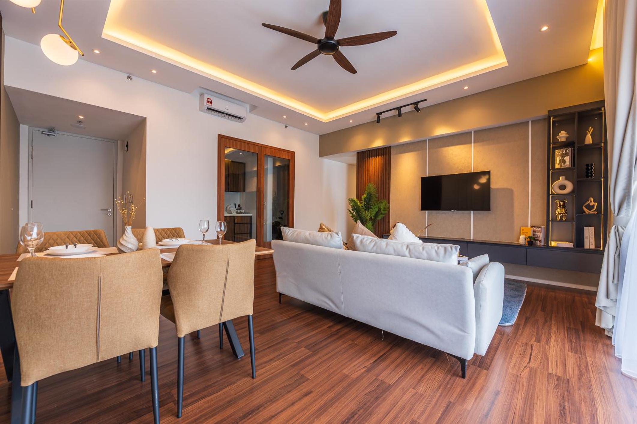 UNA RESIDENCE BY THE CONTS