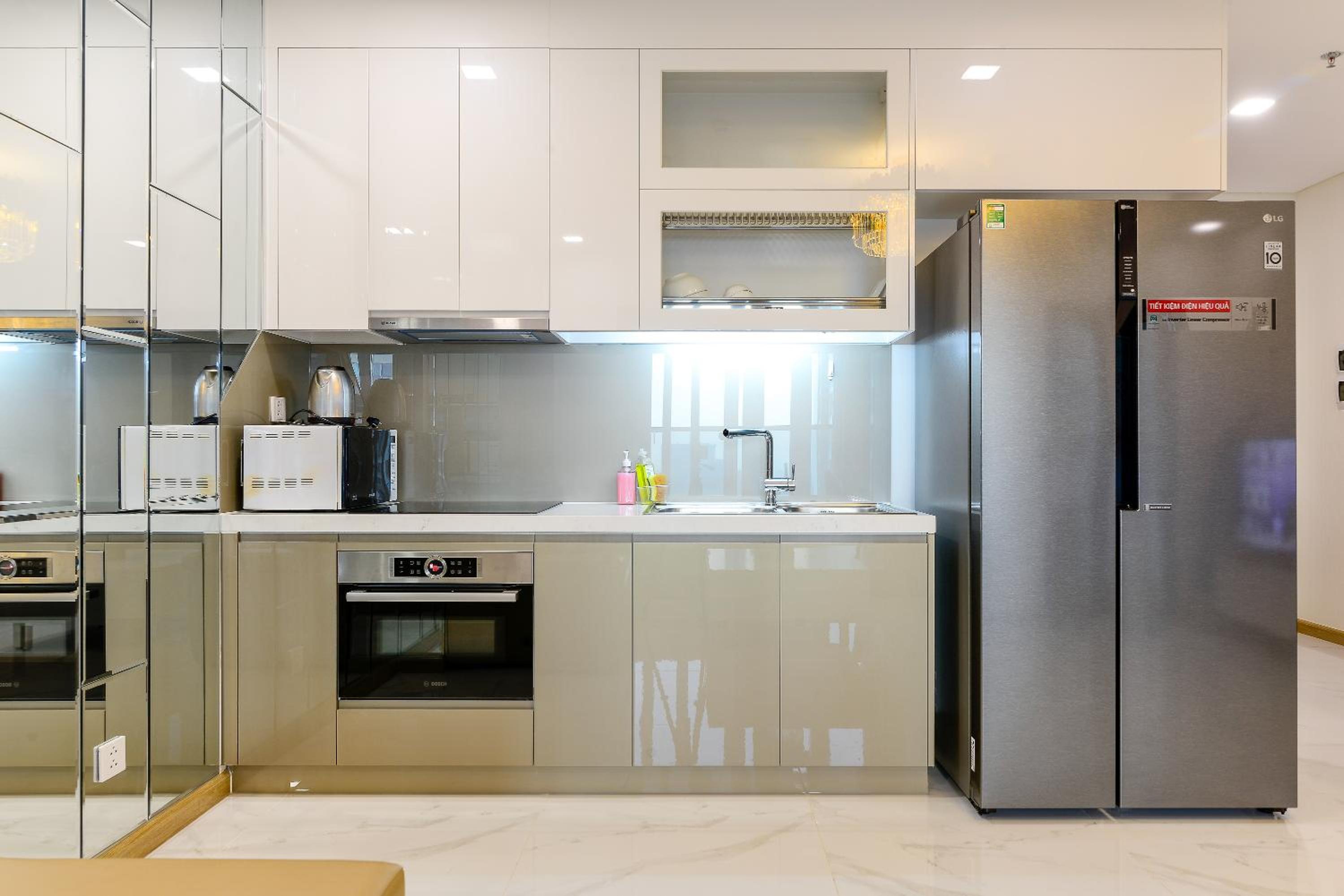 LANDMARK 81 Condotel Garden Bay