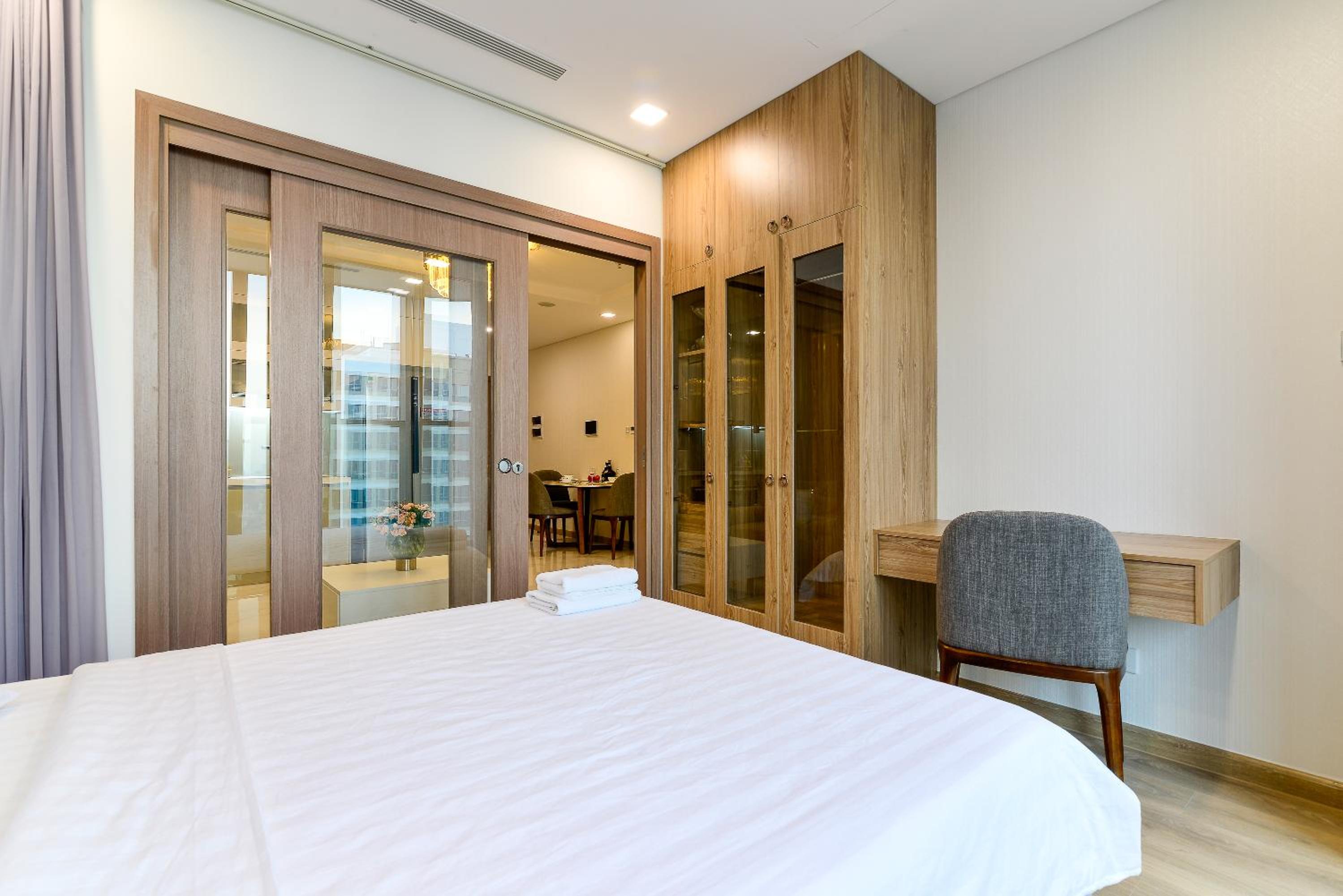 LANDMARK 81 Condotel Garden Bay