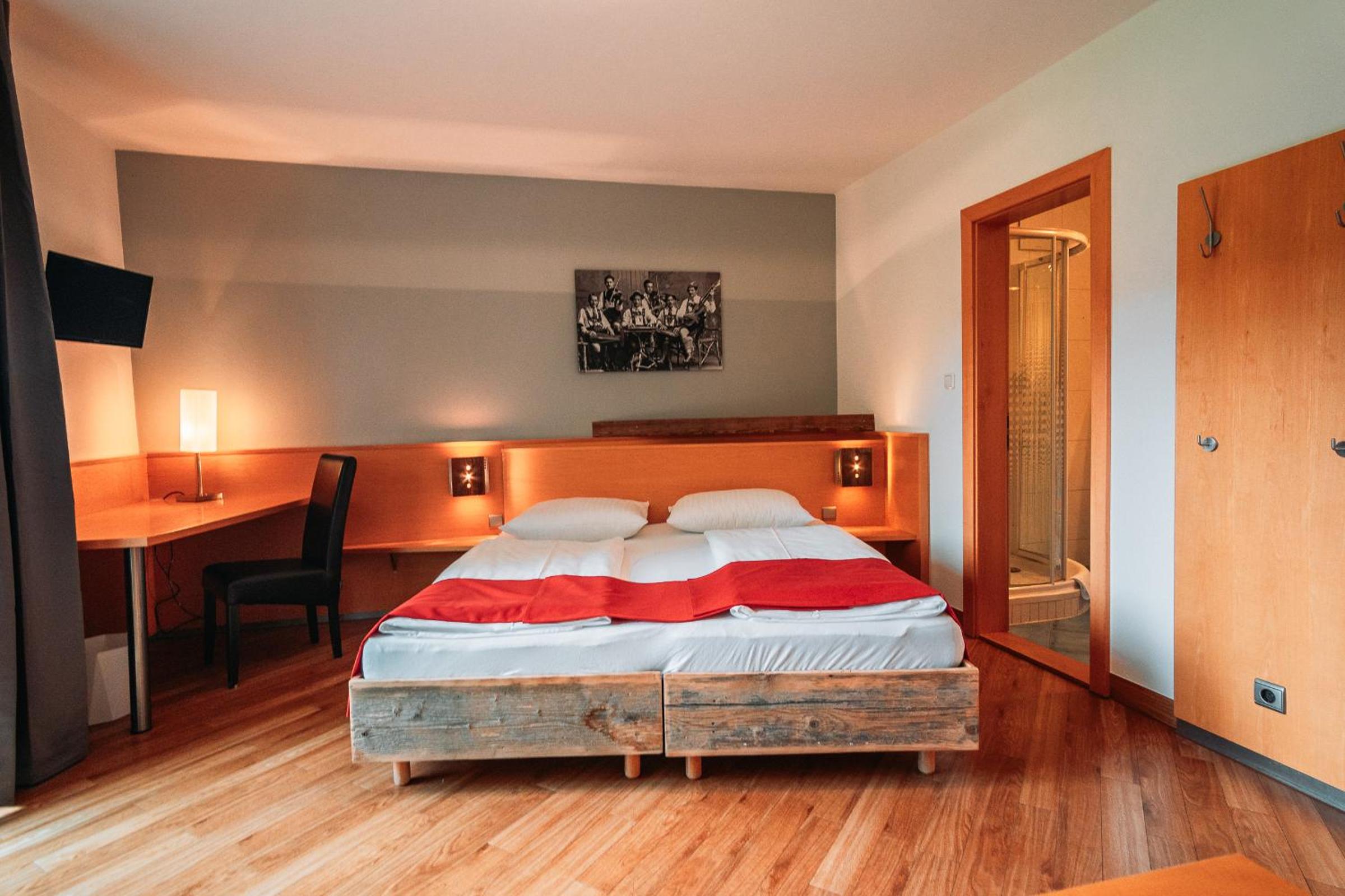 Hahnenkamm Hostel