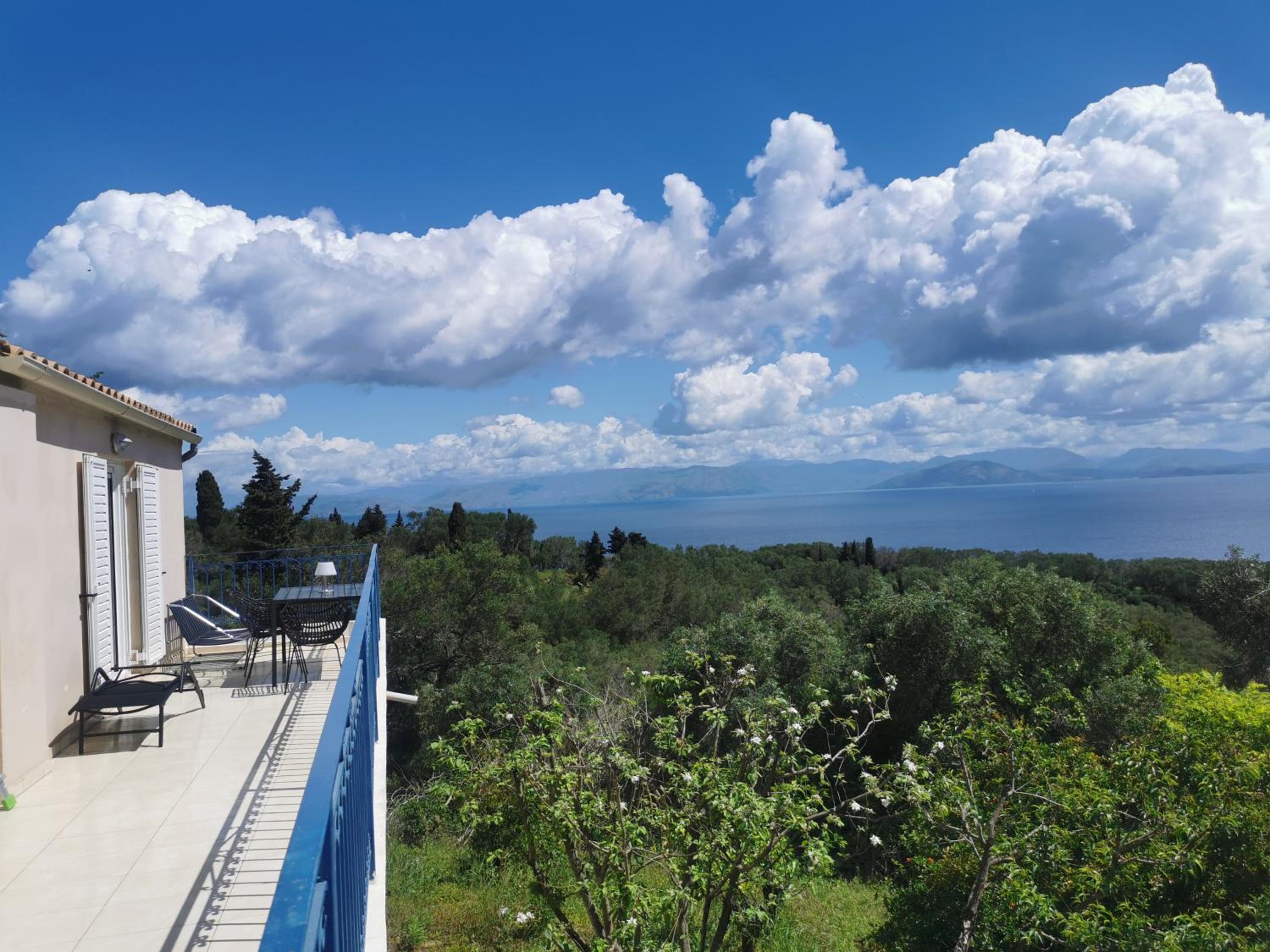 Peacefull Sea View Maisonette