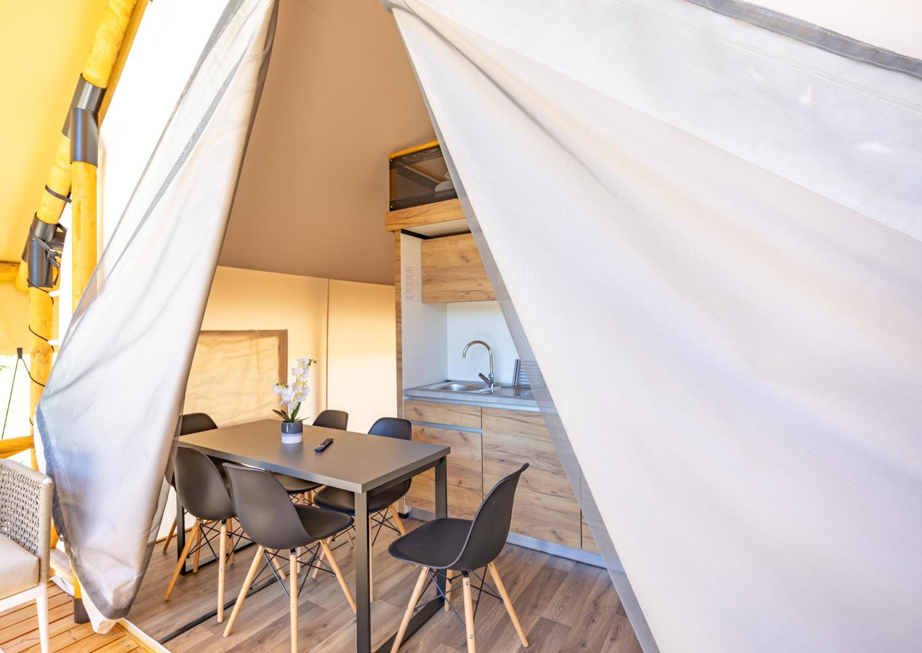 Camp Dole Zivogosce - Mobile home and Glamping tent view 4