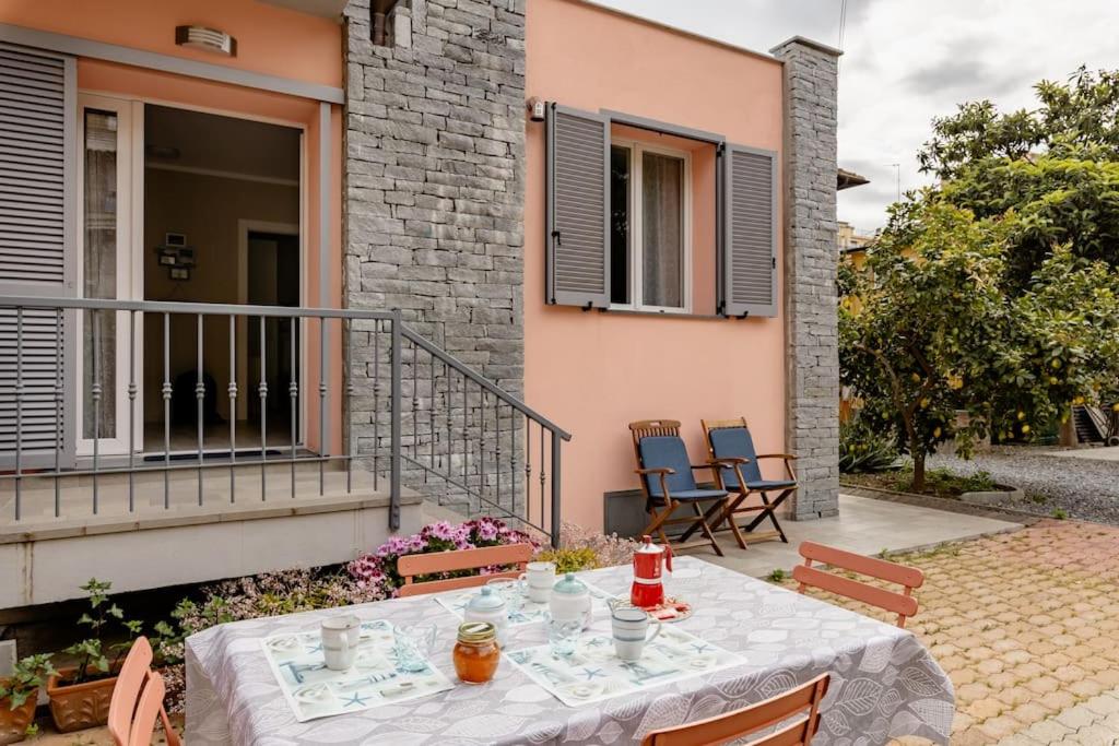 Laura al mare photo 4