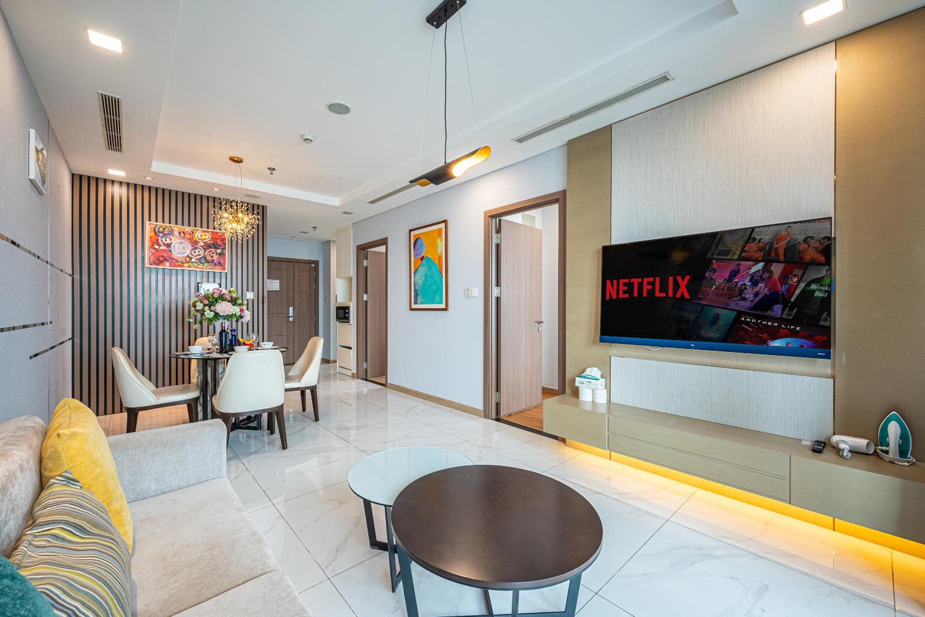 LANDMARK 81 Condotel Garden Bay