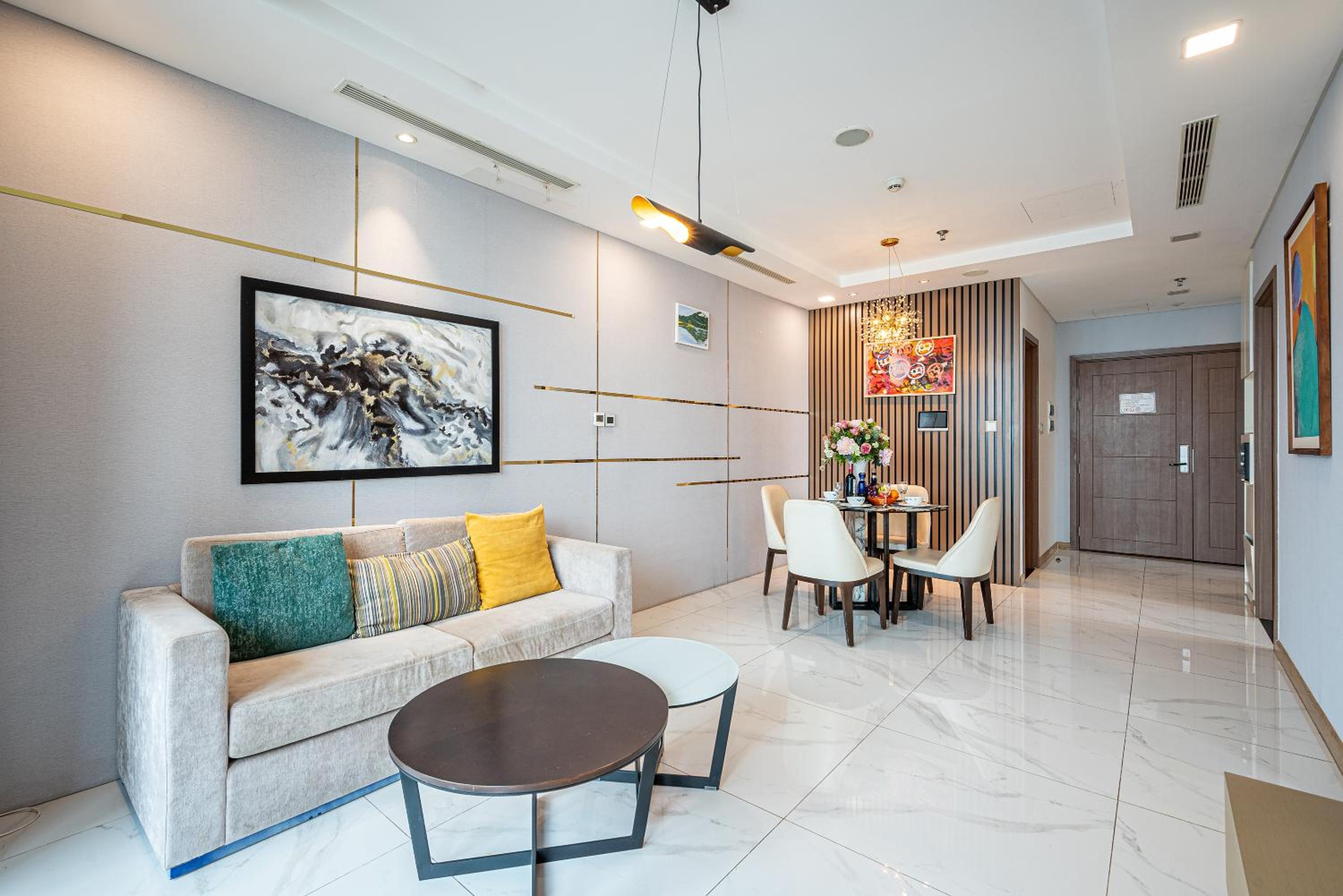 LANDMARK 81 Condotel Garden Bay