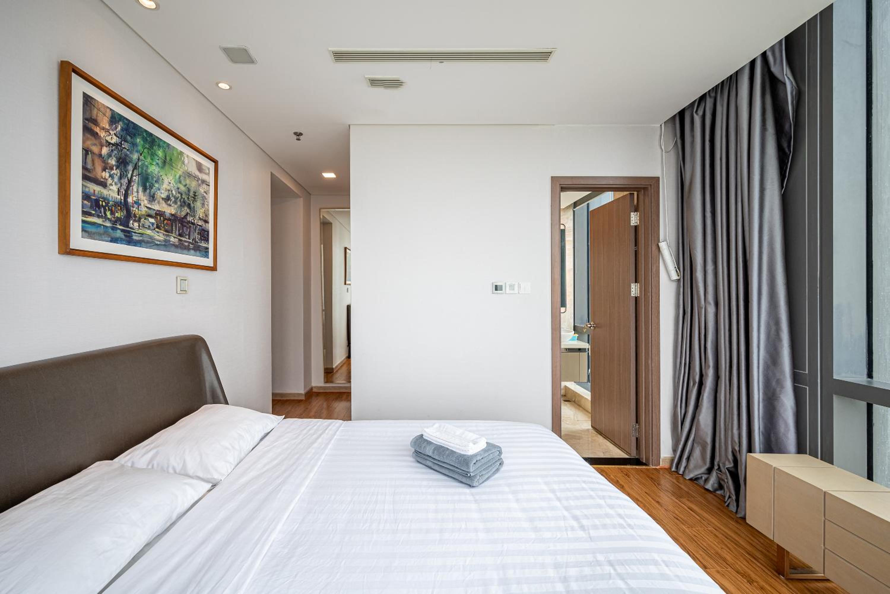 LANDMARK 81 Condotel Garden Bay