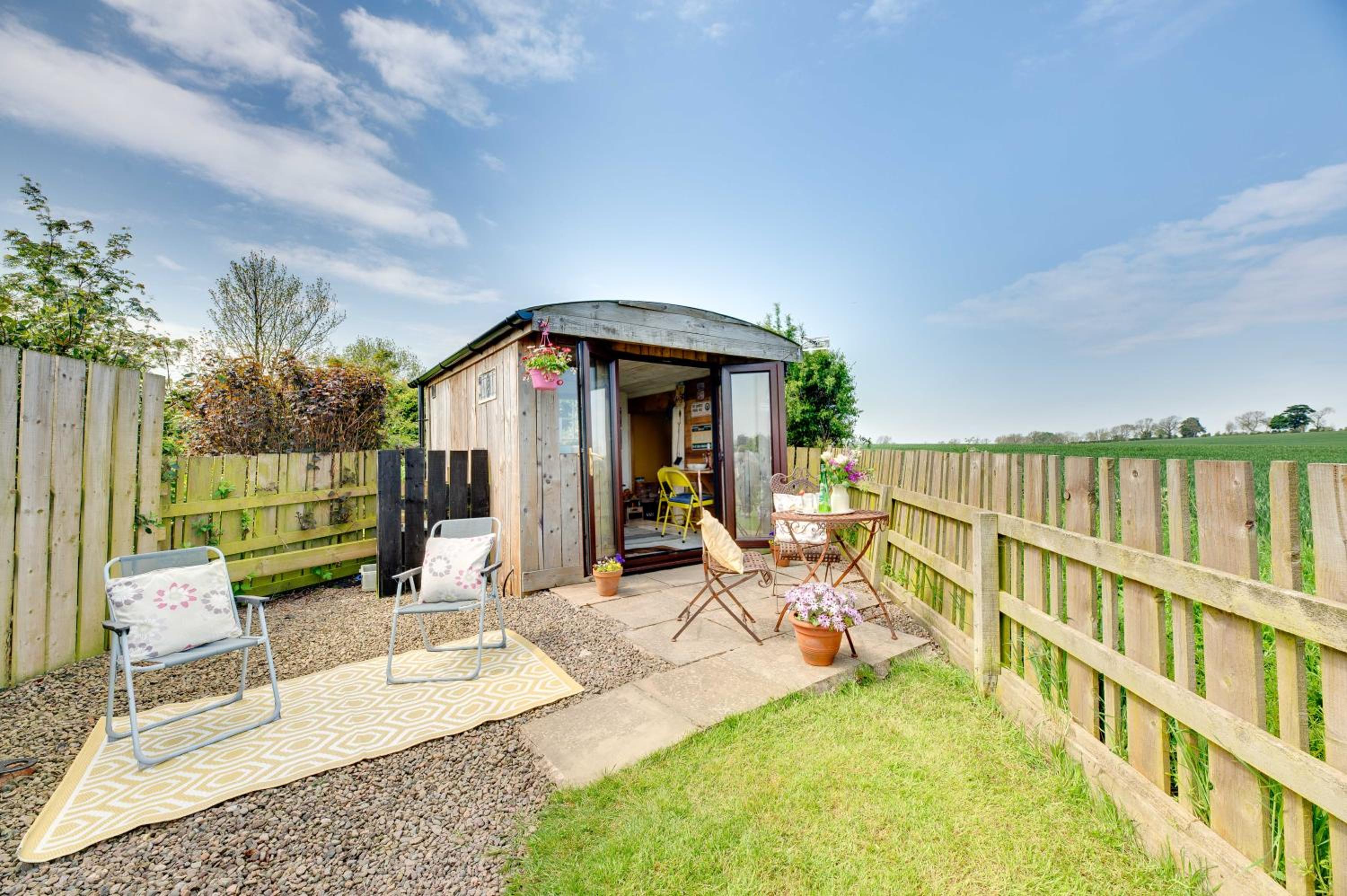 Hetton Law Shepherds Hut, Northumberland