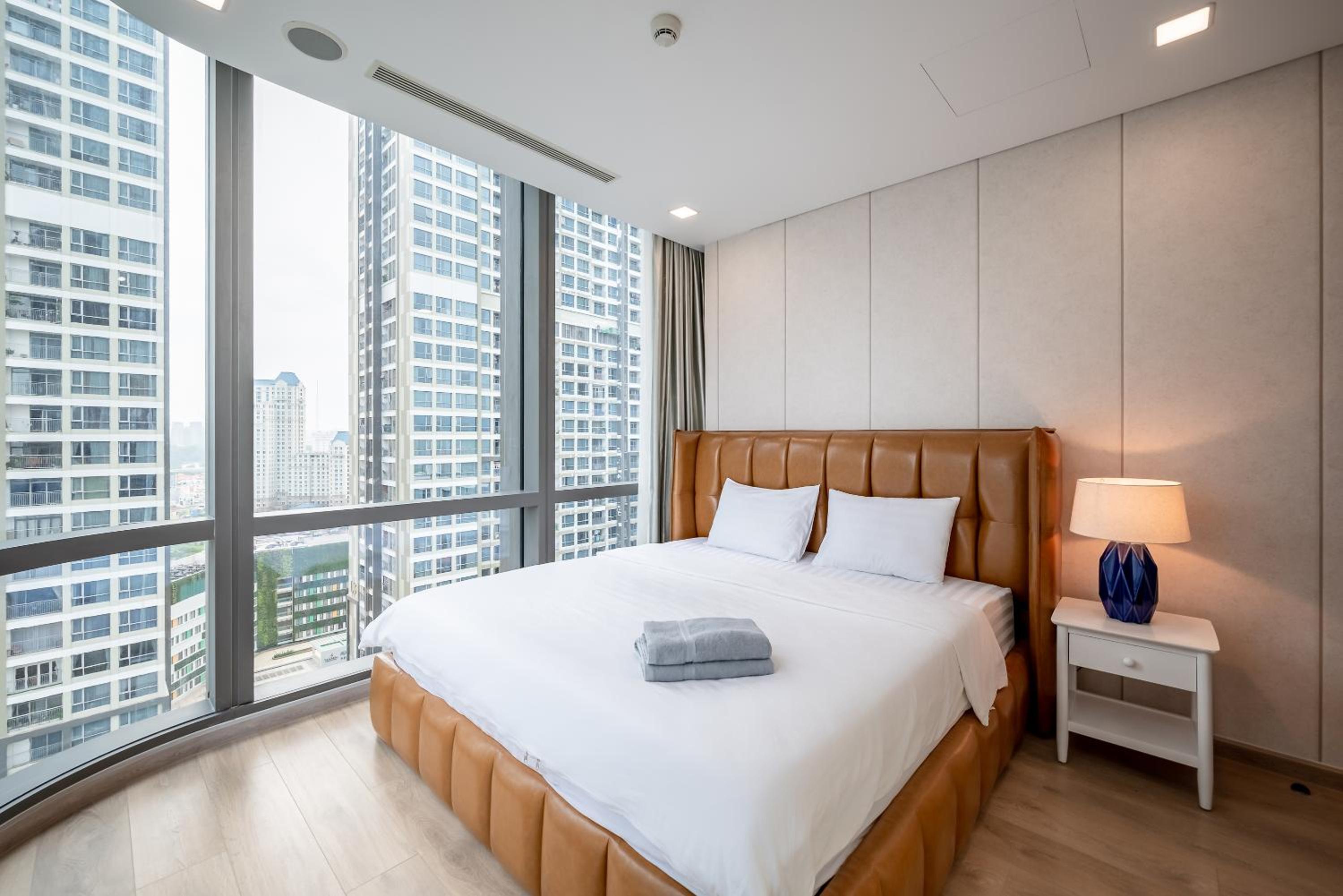 LANDMARK 81 Condotel Garden Bay