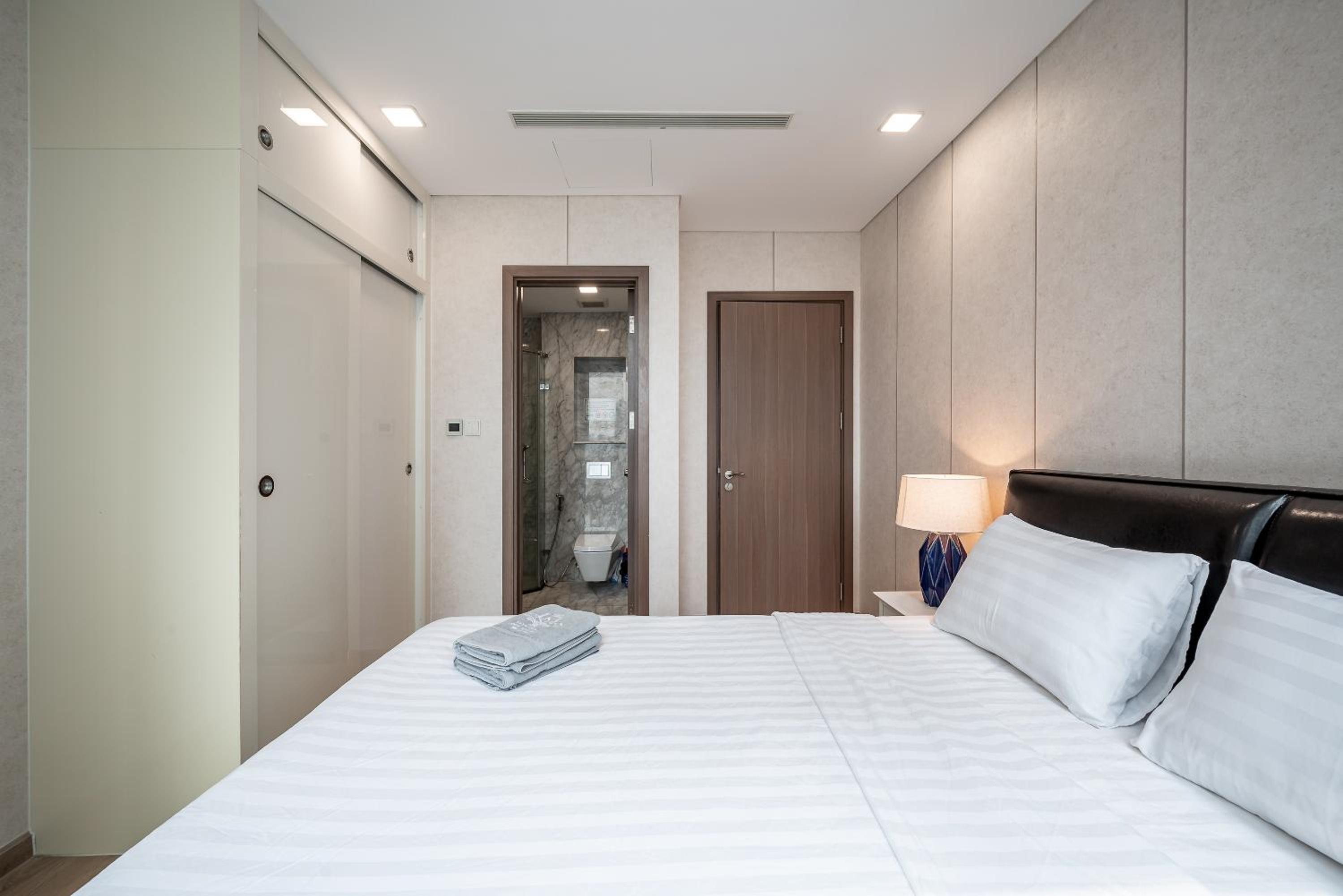LANDMARK 81 Condotel Garden Bay