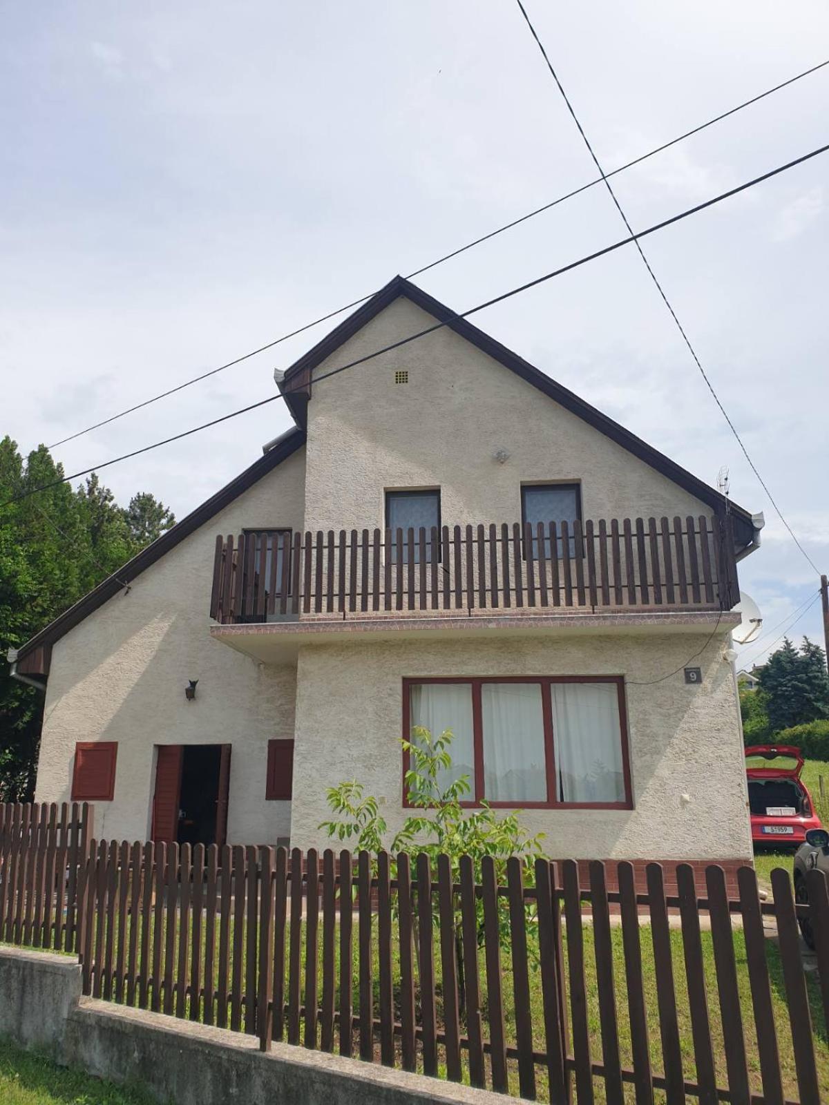 Happy Family House Velence