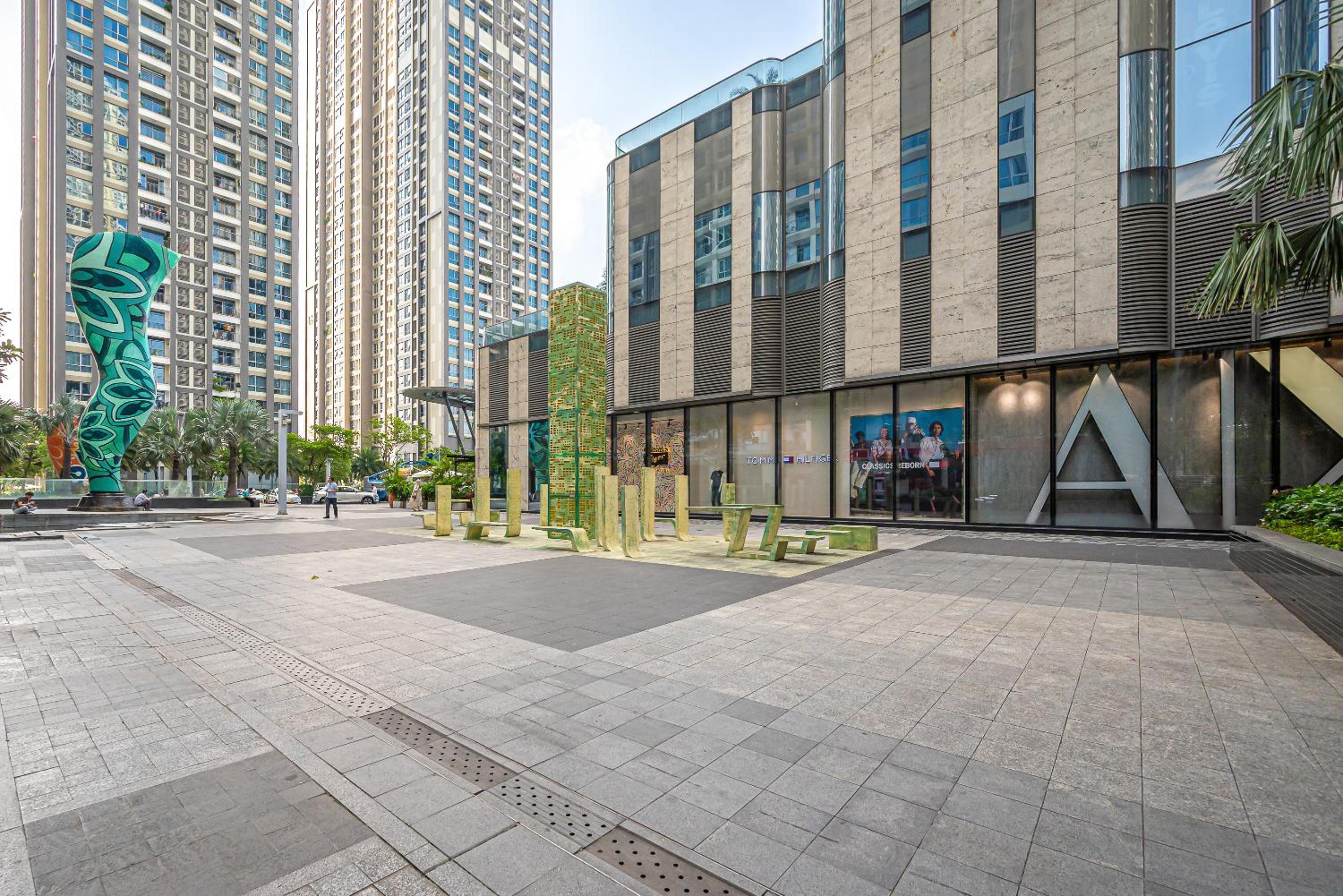 LANDMARK 81 Condotel Garden Bay