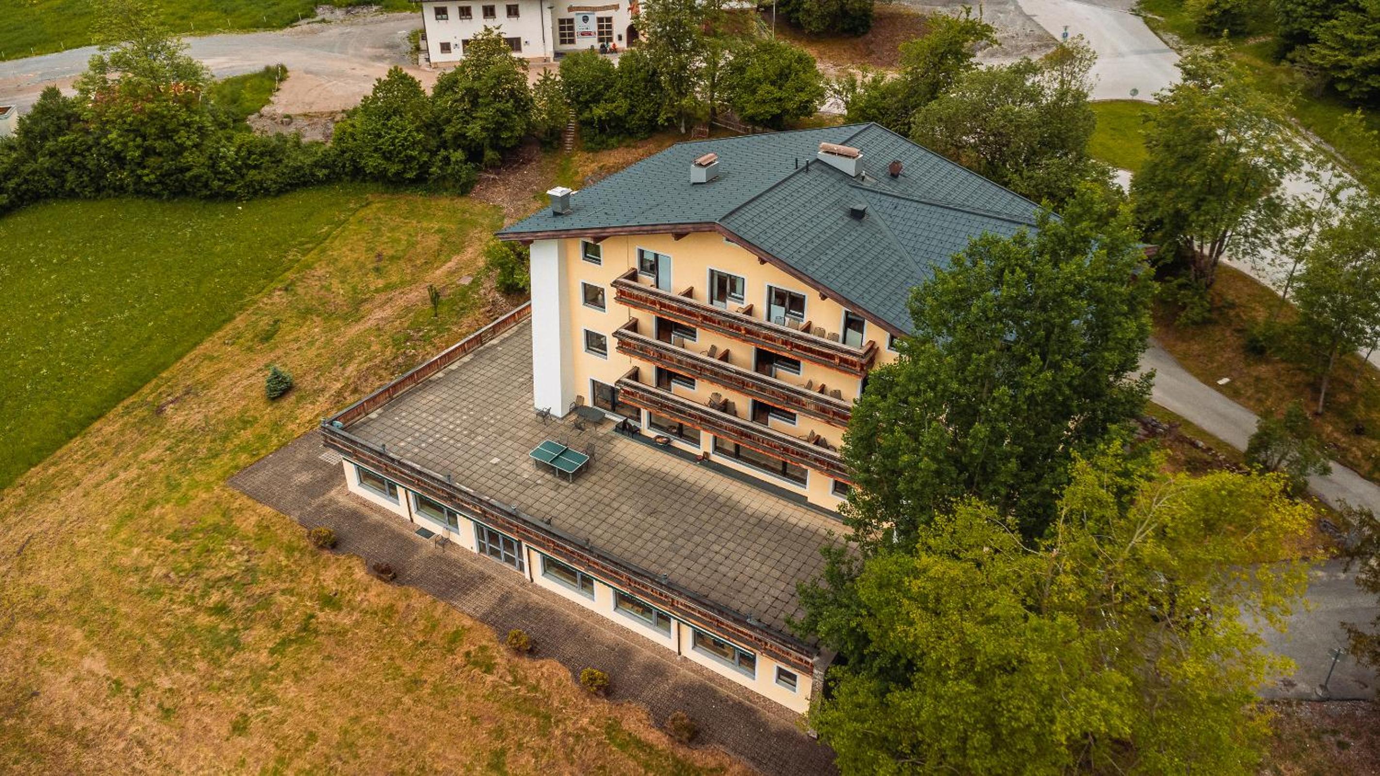 Hahnenkamm Hostel