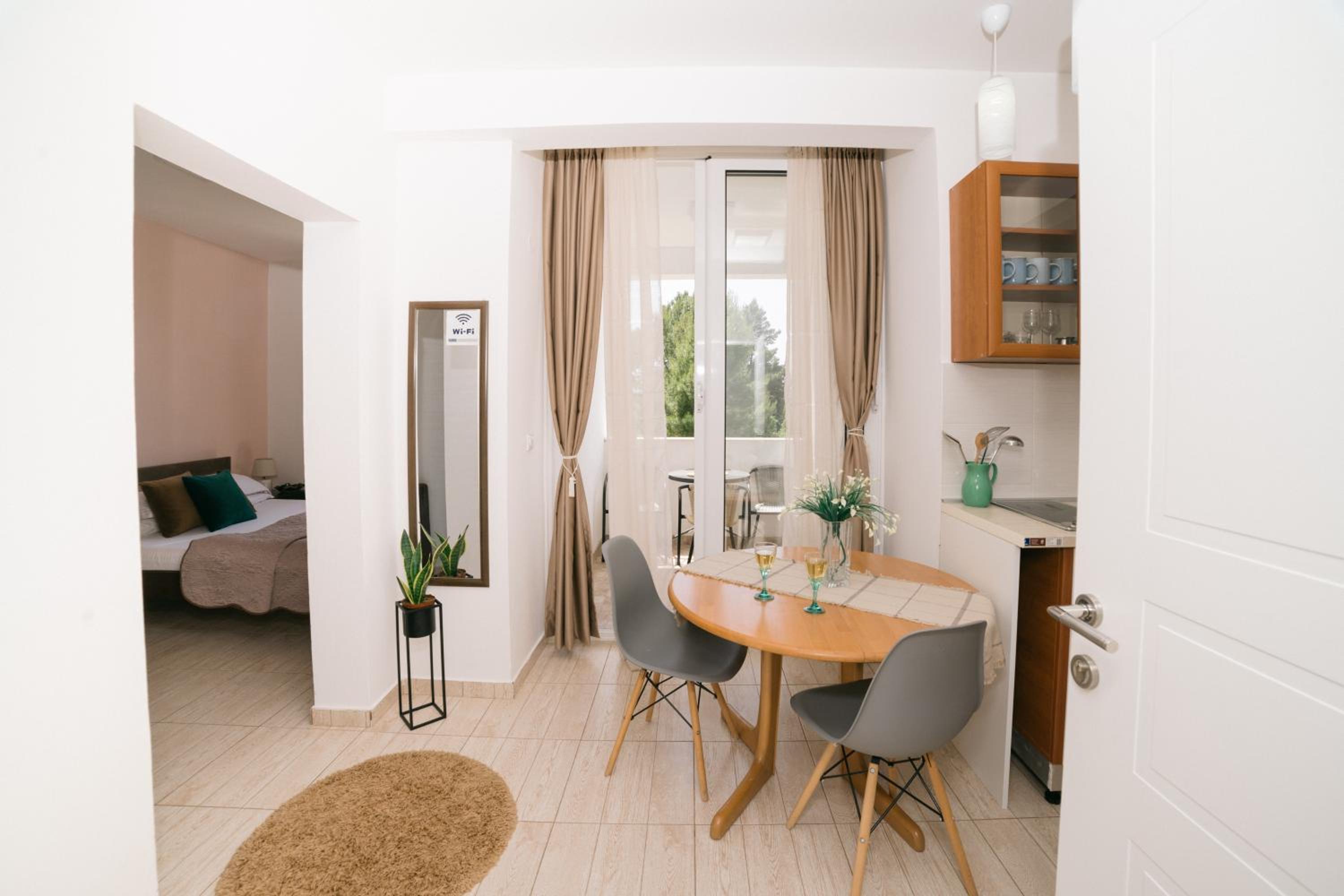 Apartments Lungo Mare Ulcinj
