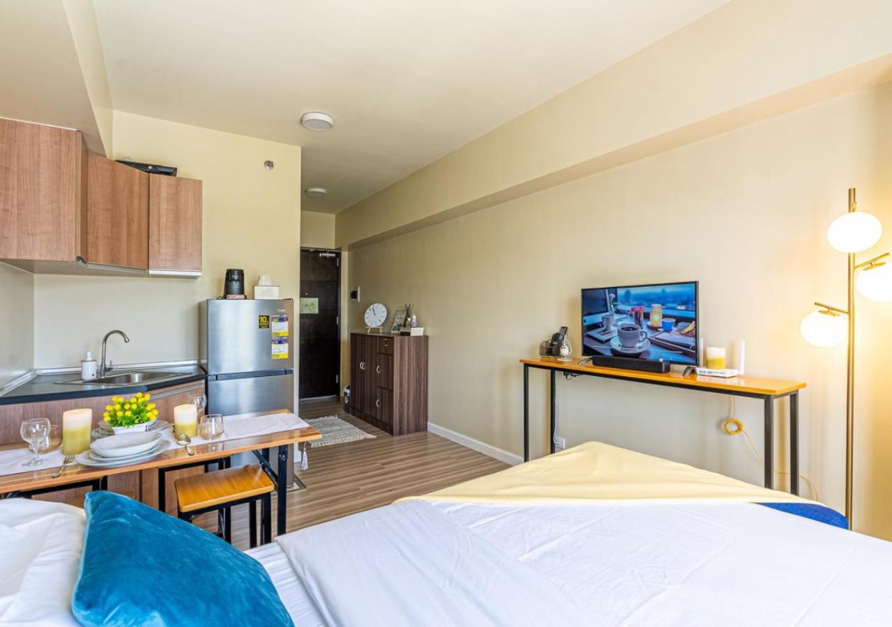 Cozy Condo in IT Park Cebu Mountain View view 5