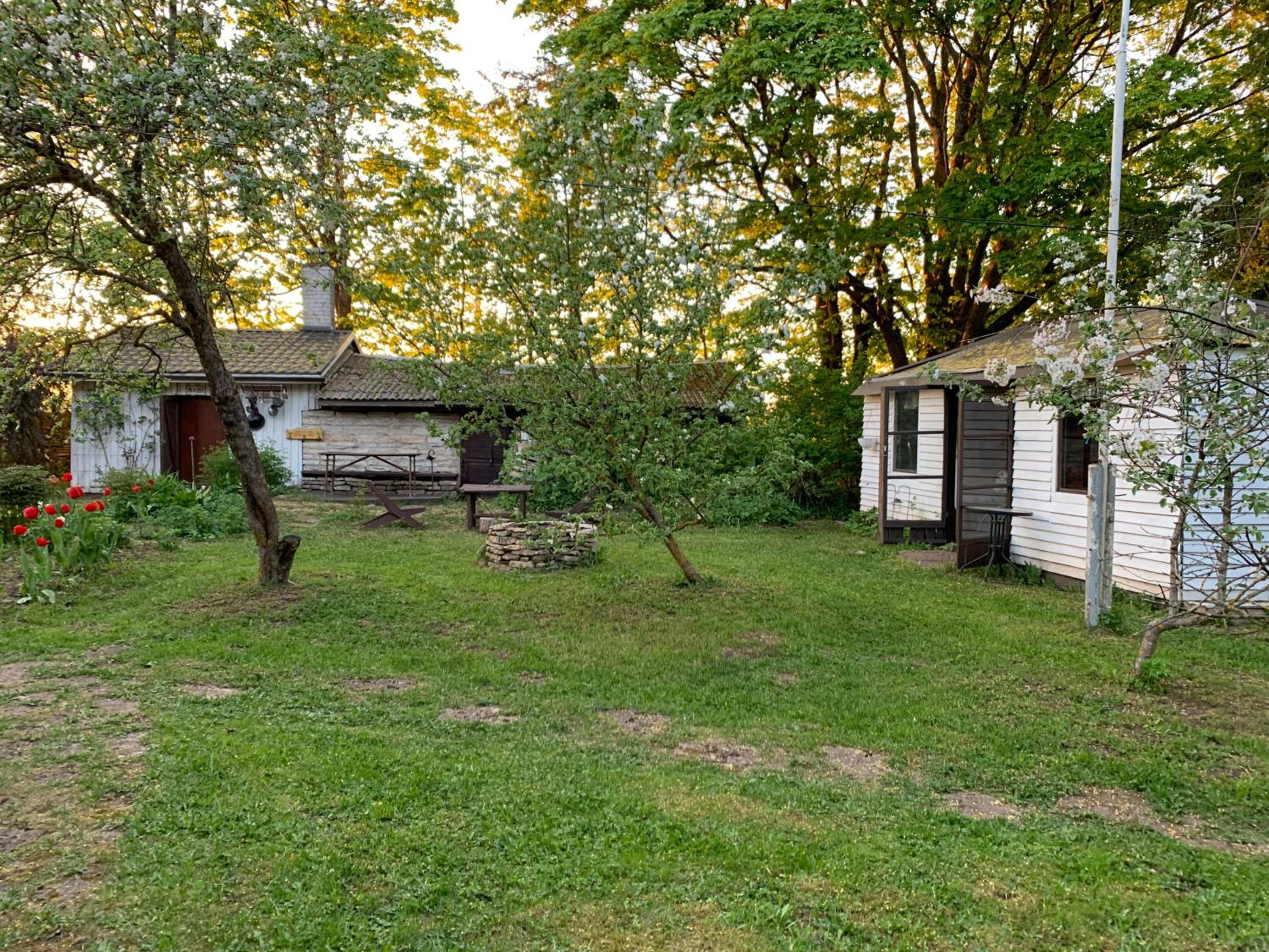 SUMMERHOUSe