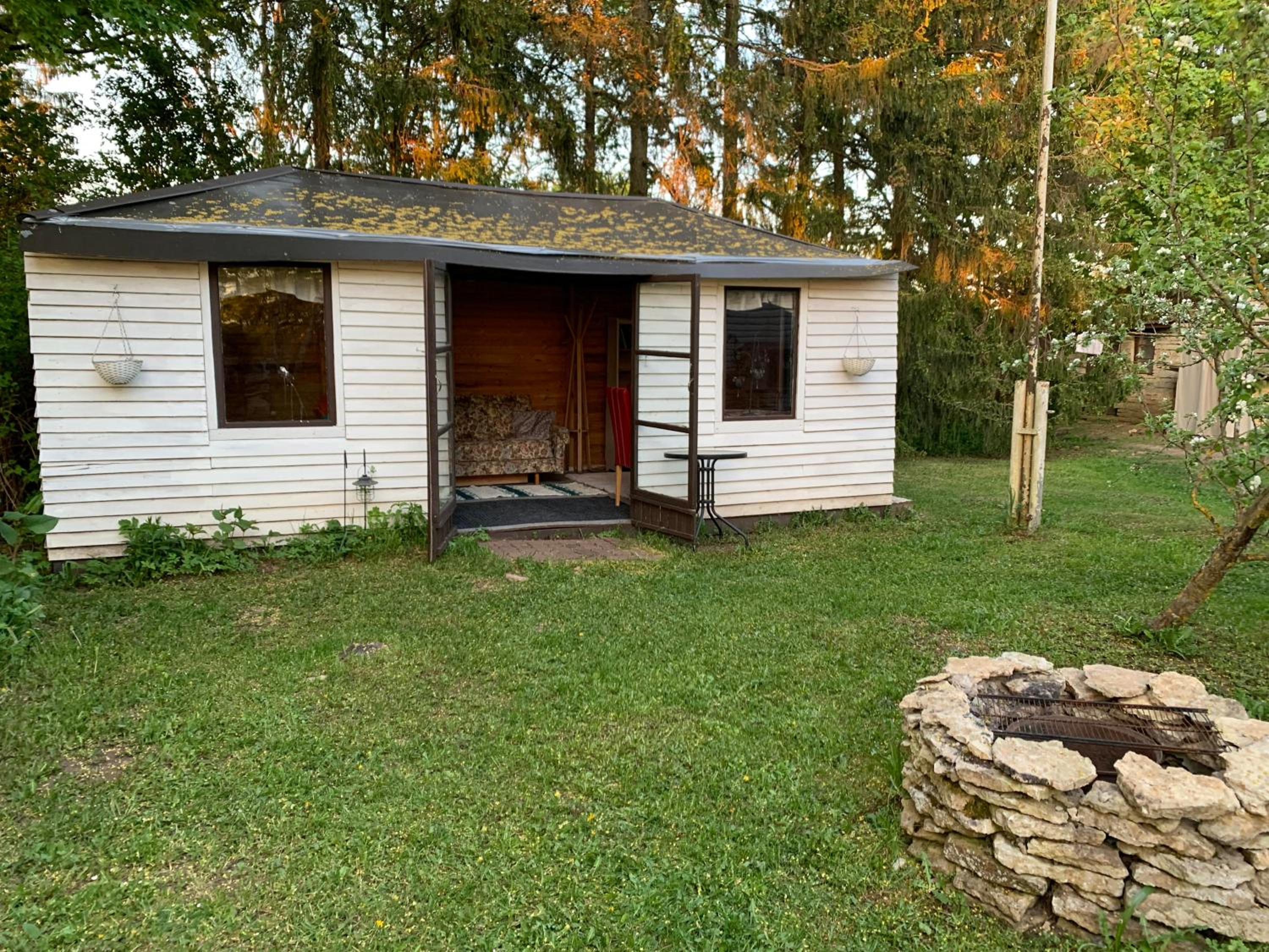 SUMMERHOUSe