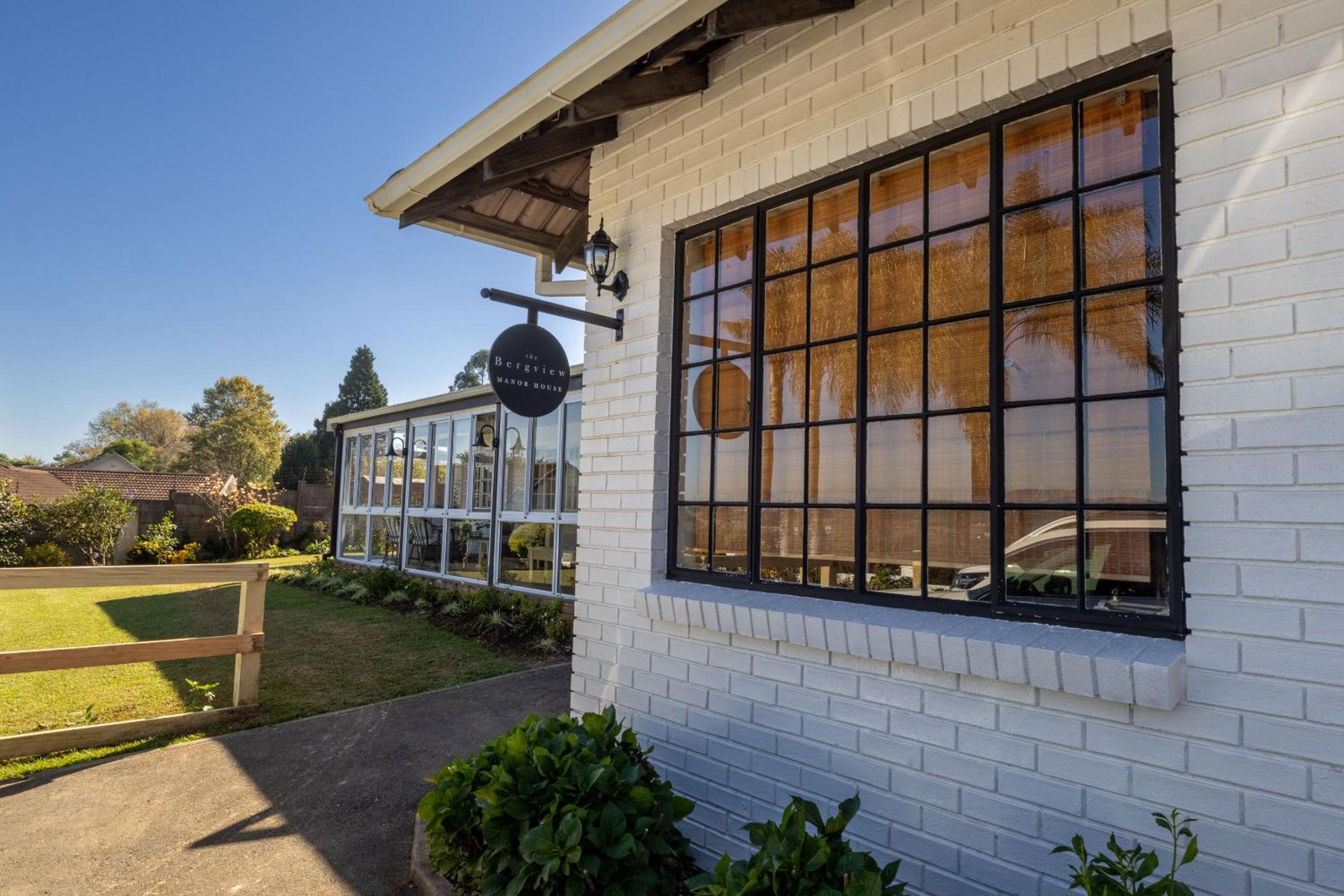 24 Bergview Road apartment view 5