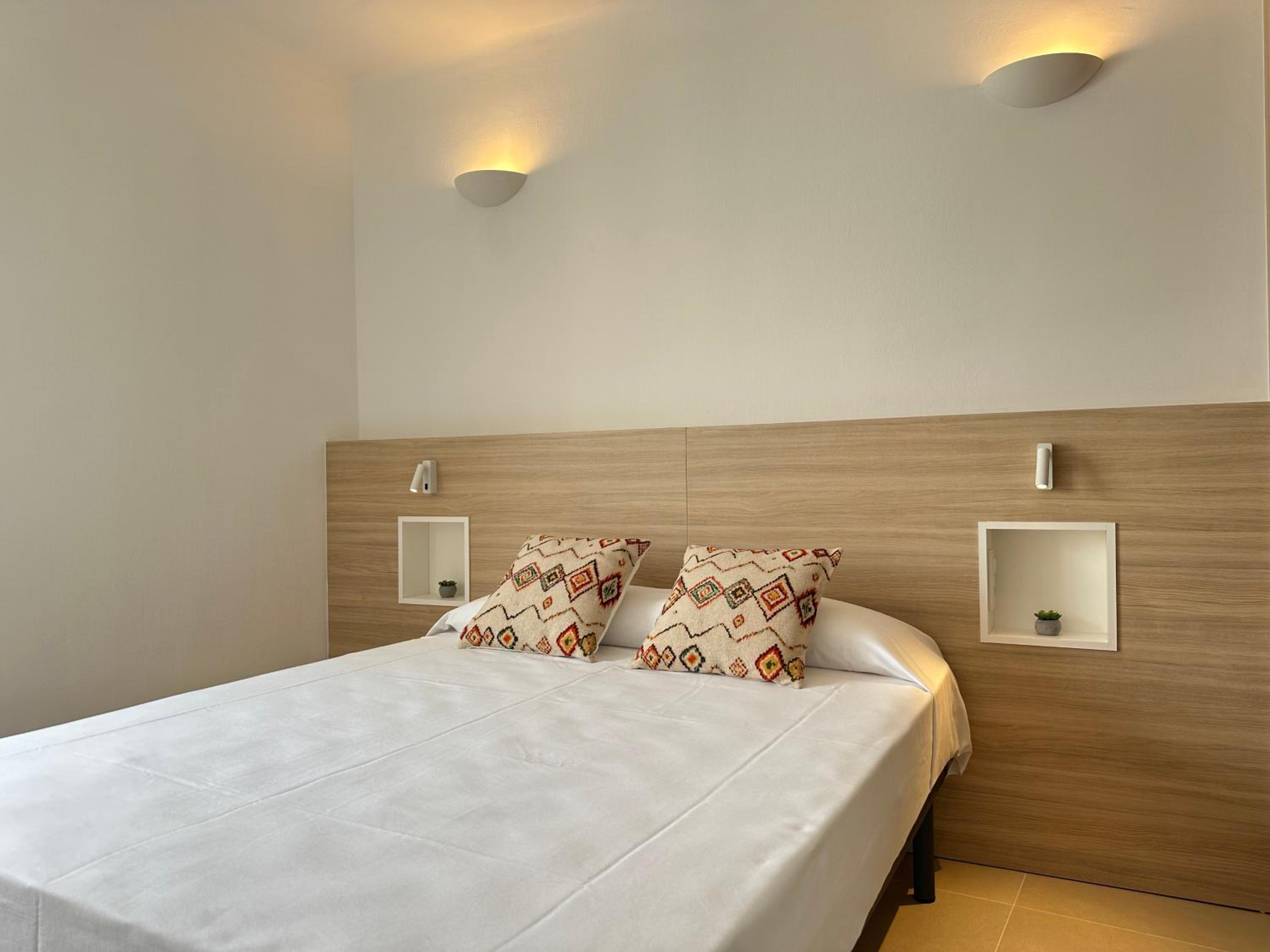 Agi Arago Apartments photo 3