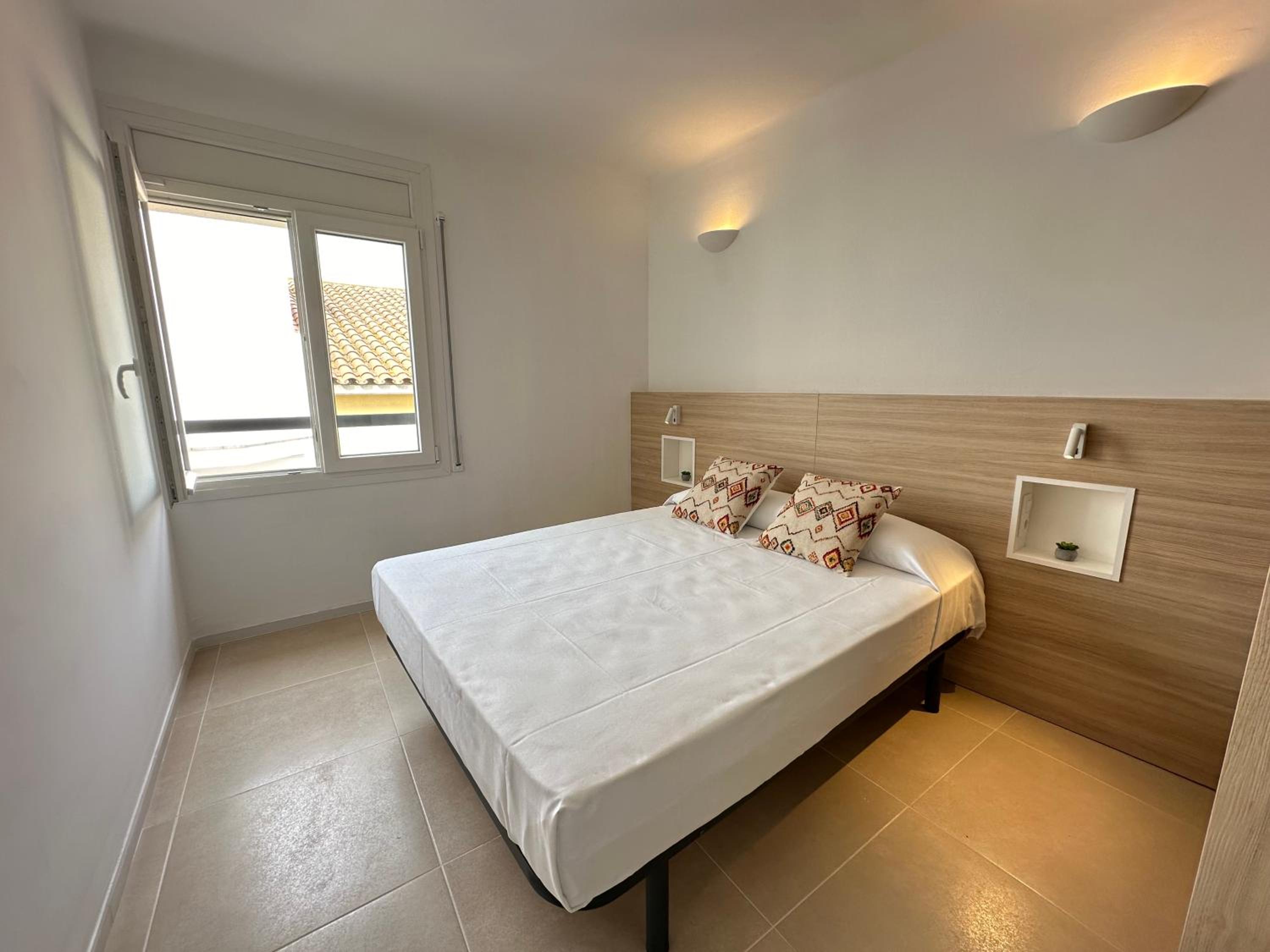 Agi Arago Apartments